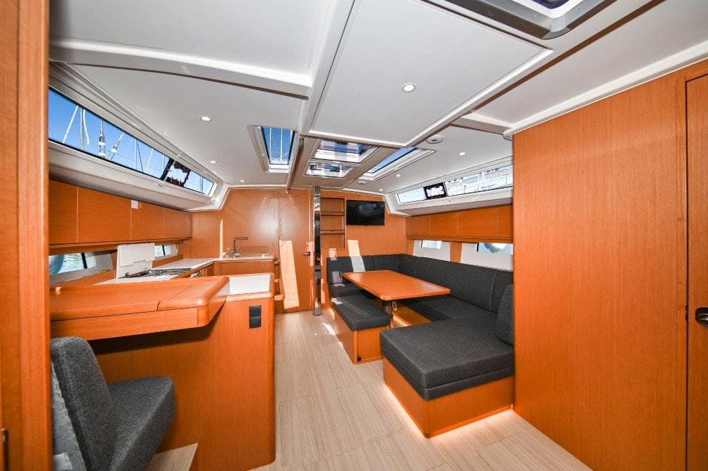 Bavaria C46 - photo 126