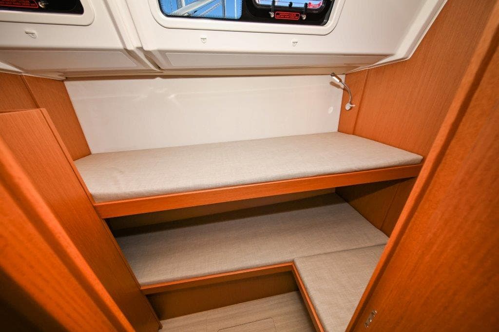 Bavaria C46 - photo 127