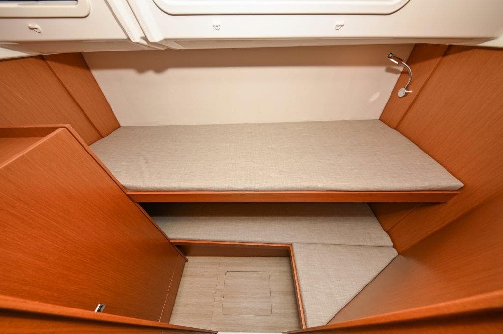 Bavaria C46 - photo 130