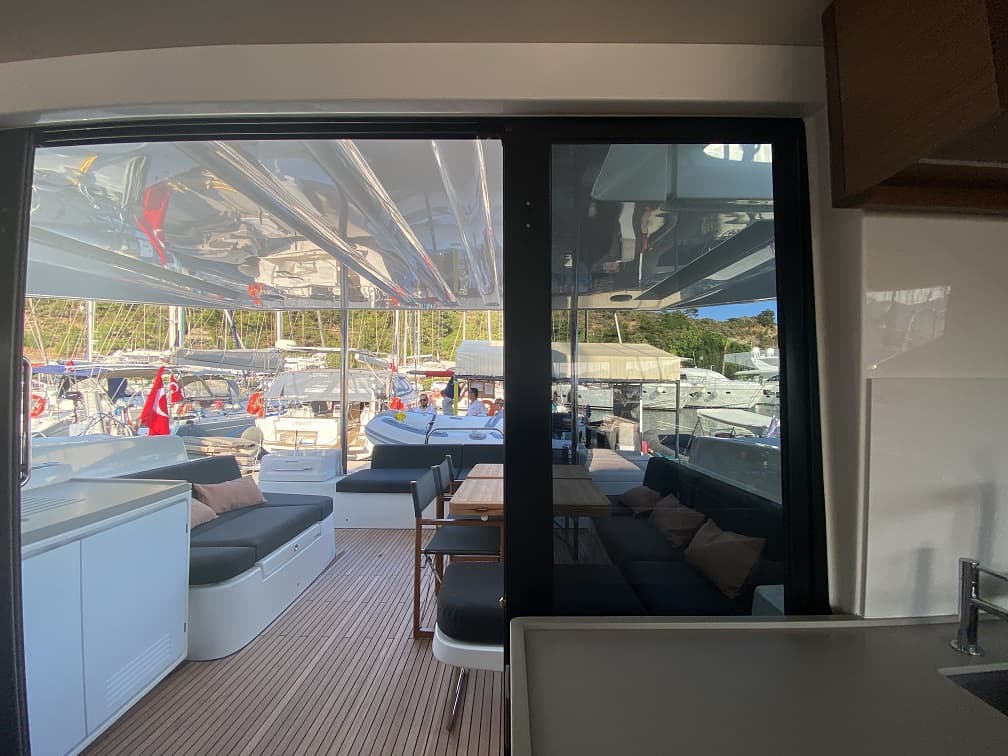 Lagoon 50 - photo 9