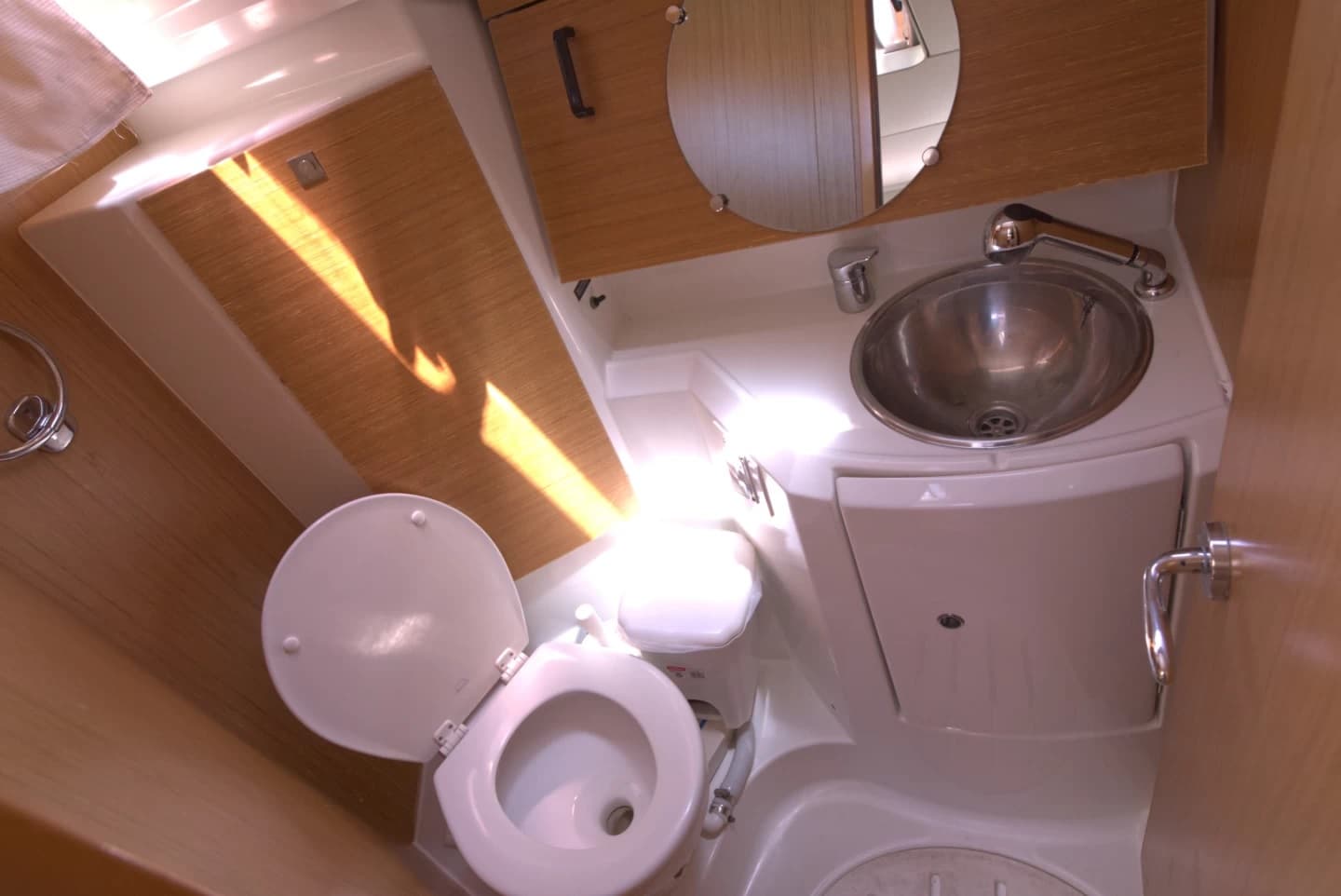 Sun Odyssey 36i - photo 4