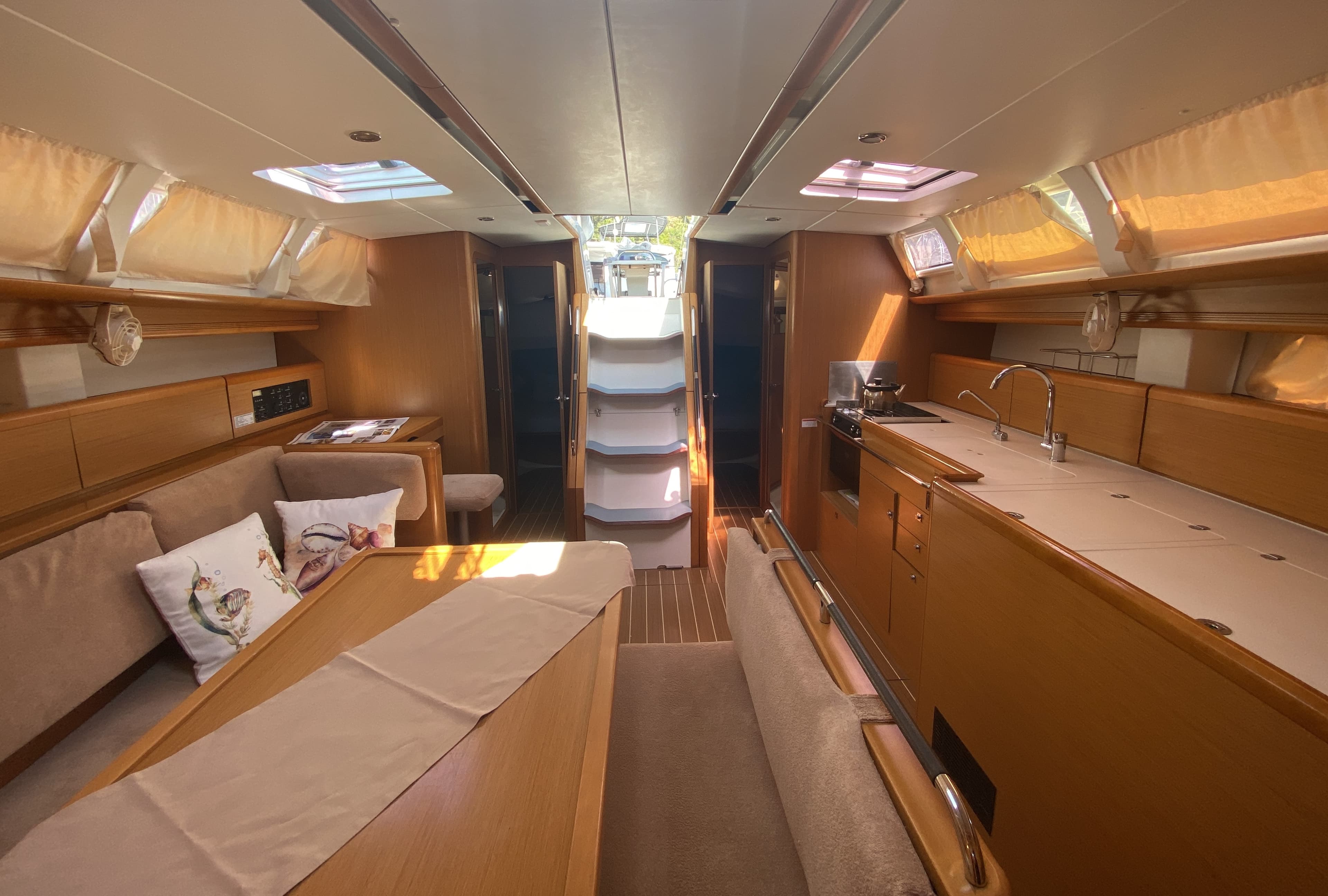 Sun Odyssey 44 i - photo 7