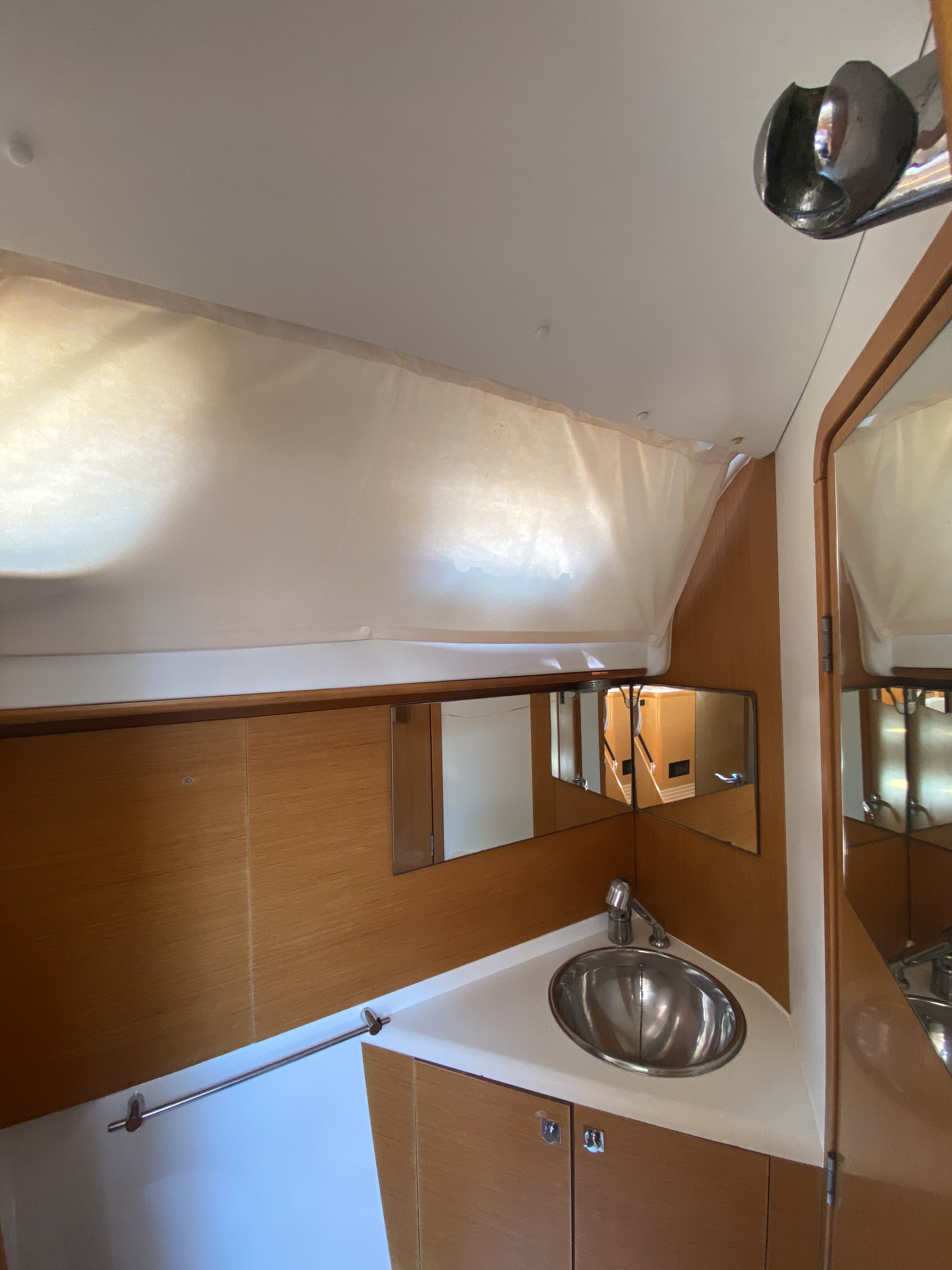 Sun Odyssey 44 i - photo 8