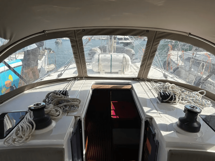 Bavaria C42 - photo 9