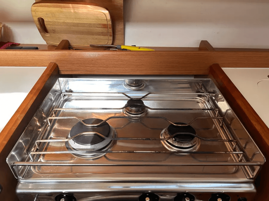 Bavaria C42 - photo 29