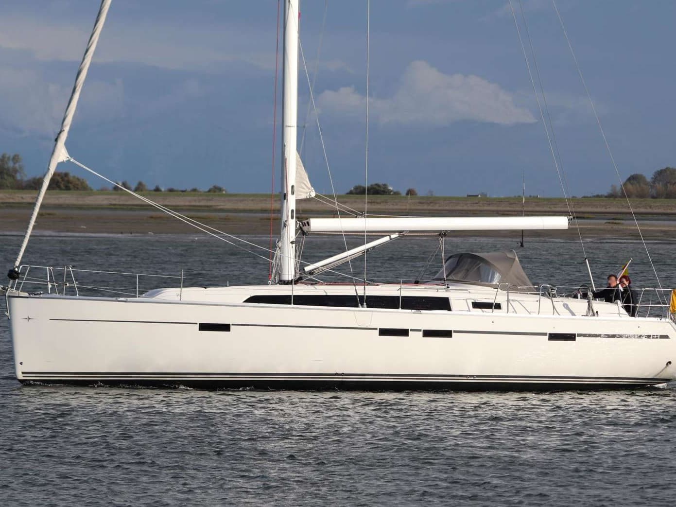 Bavaria Cruiser 46 - photo