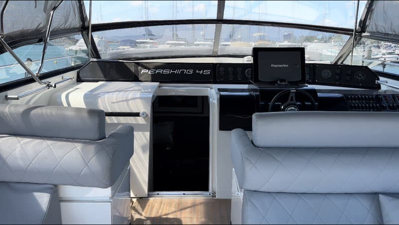 Pershing 45 - photo 4