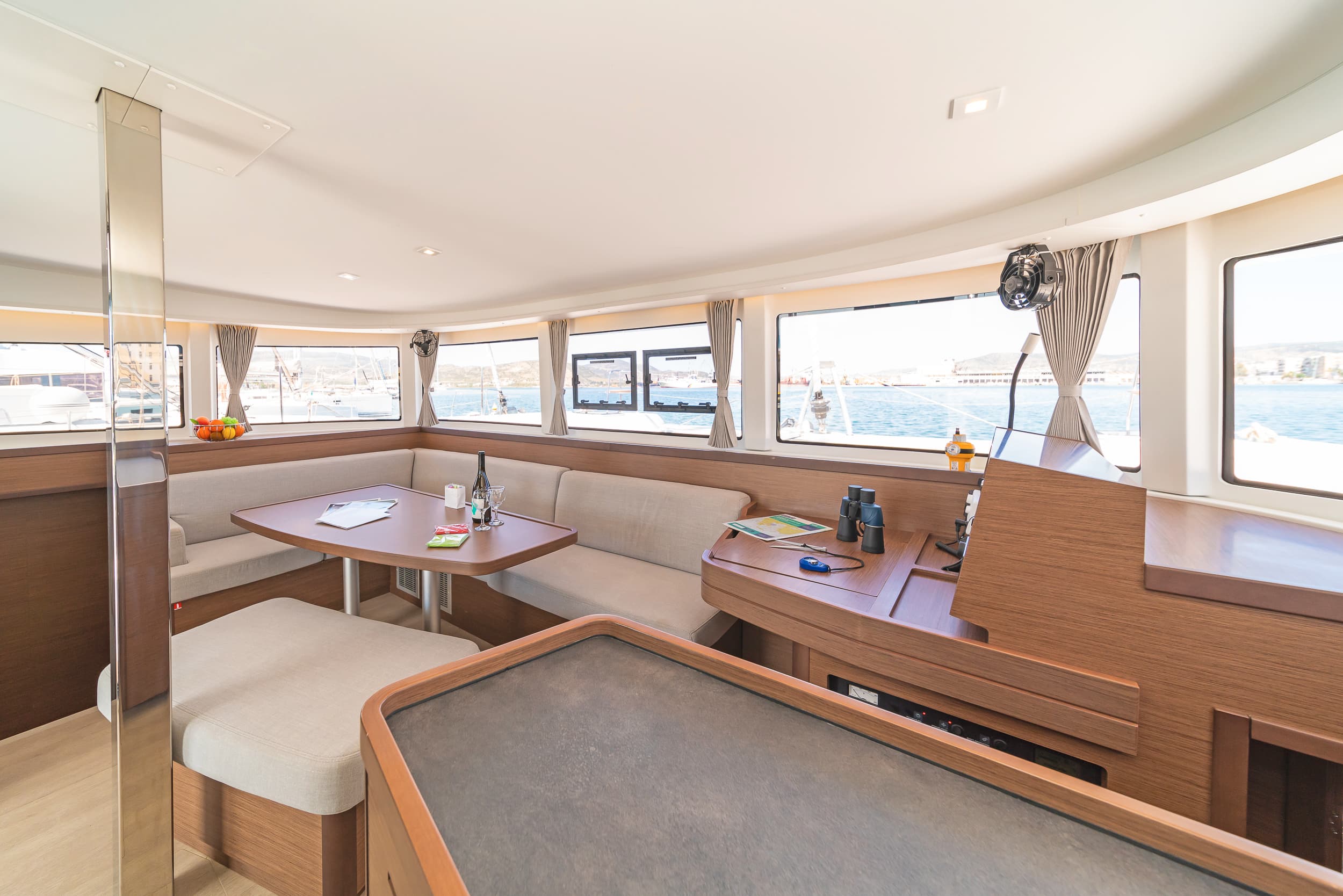 Lagoon 42 - photo 10