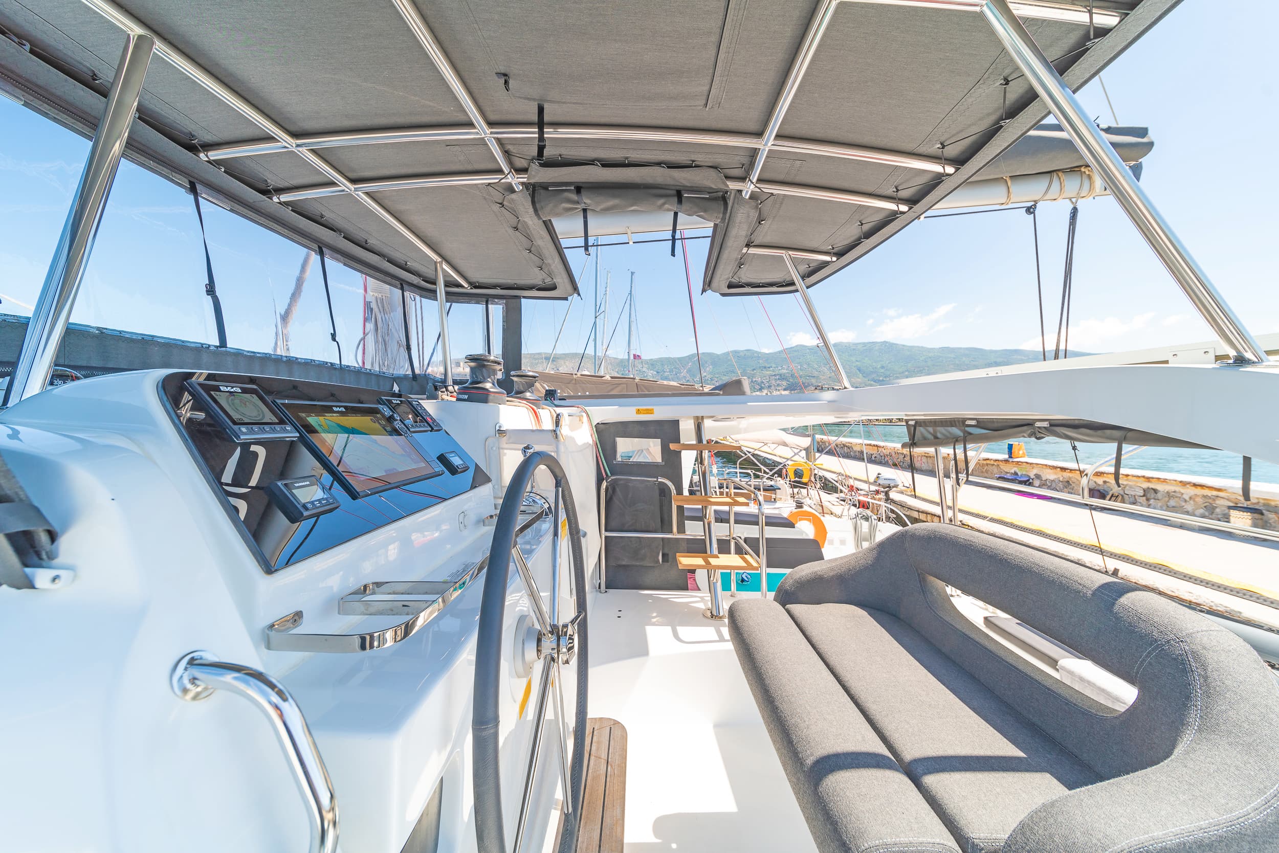 Lagoon 42 - photo 17