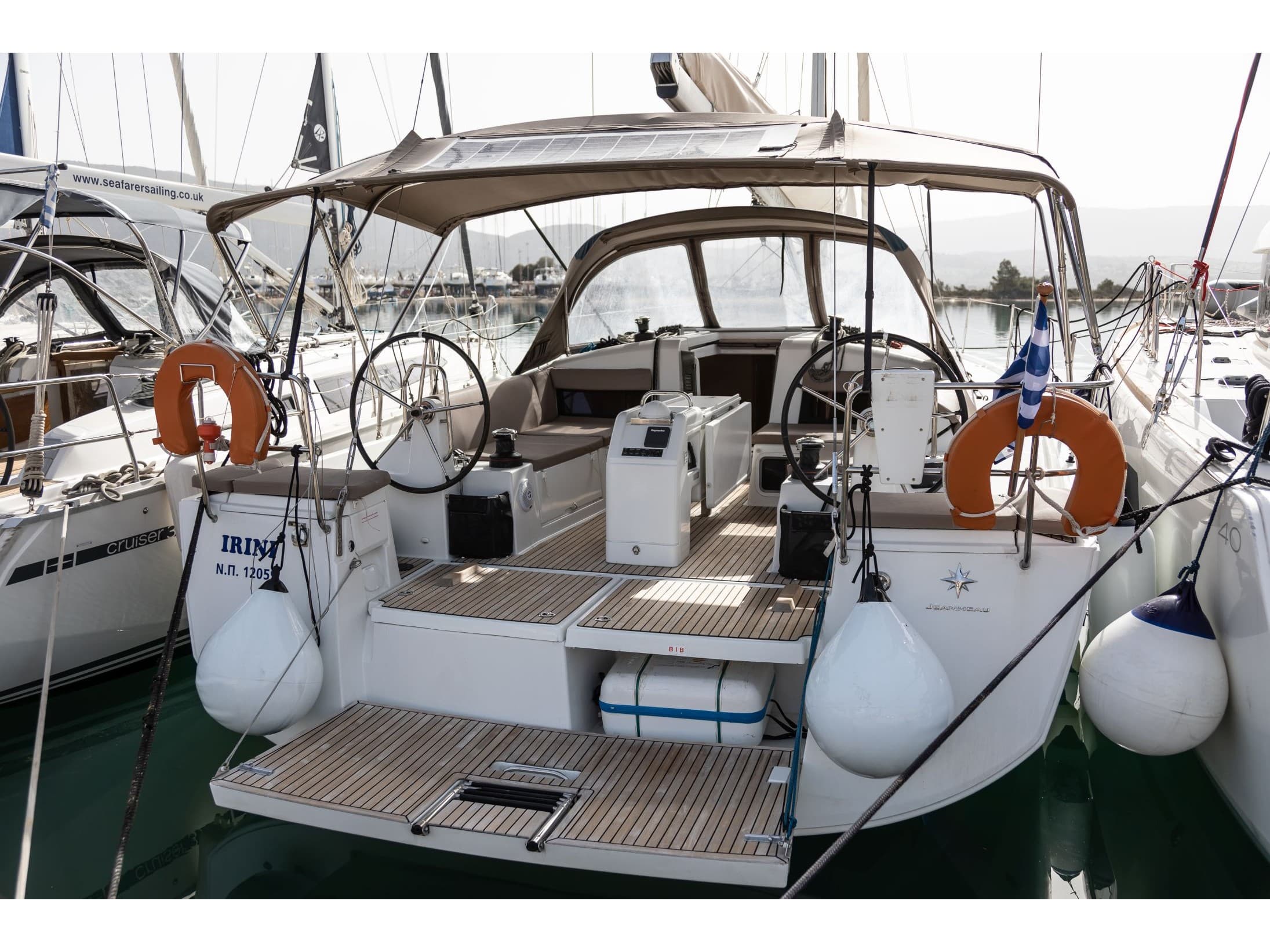 Sun Odyssey 440 - photo