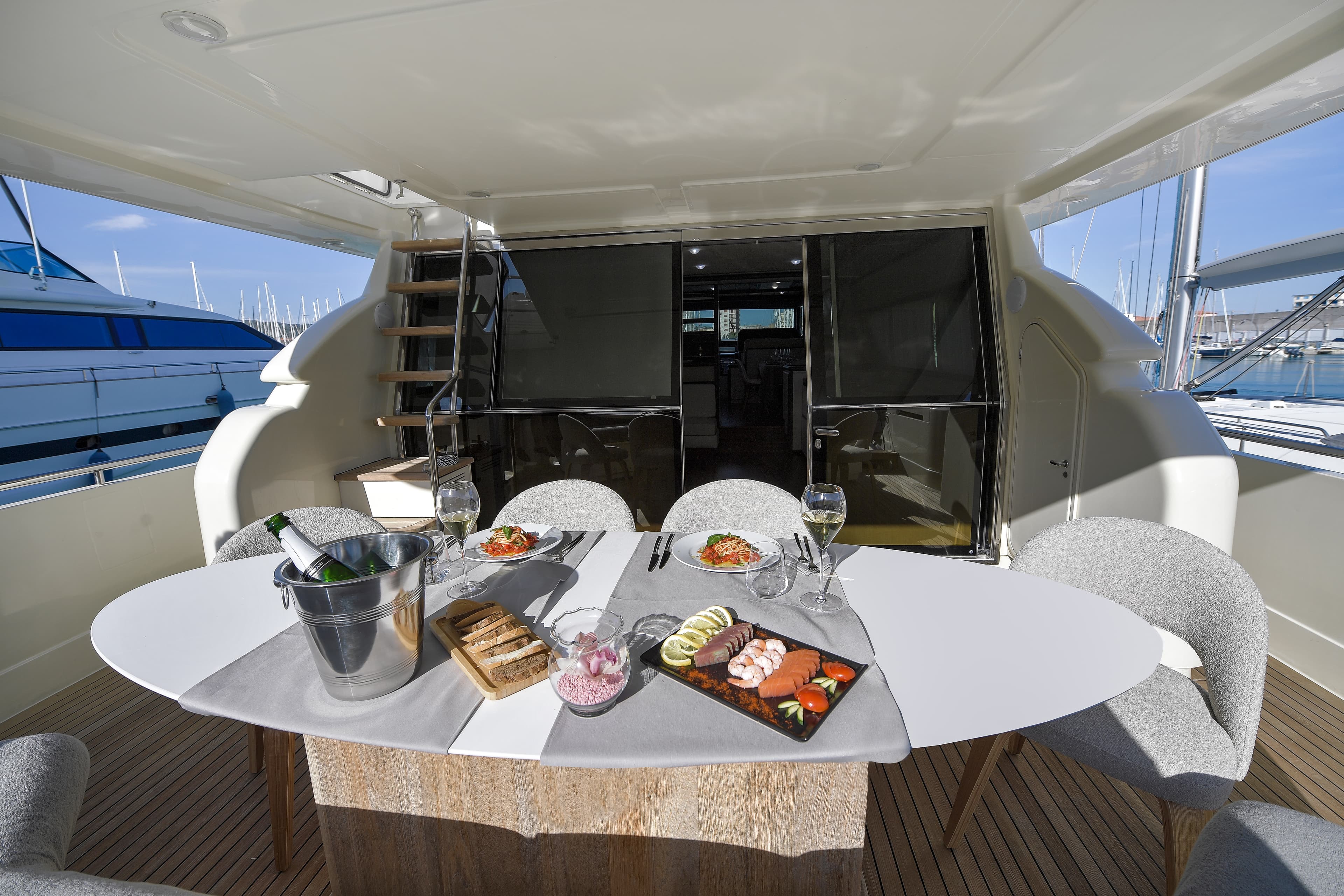 Ferretti 70 - photo 17