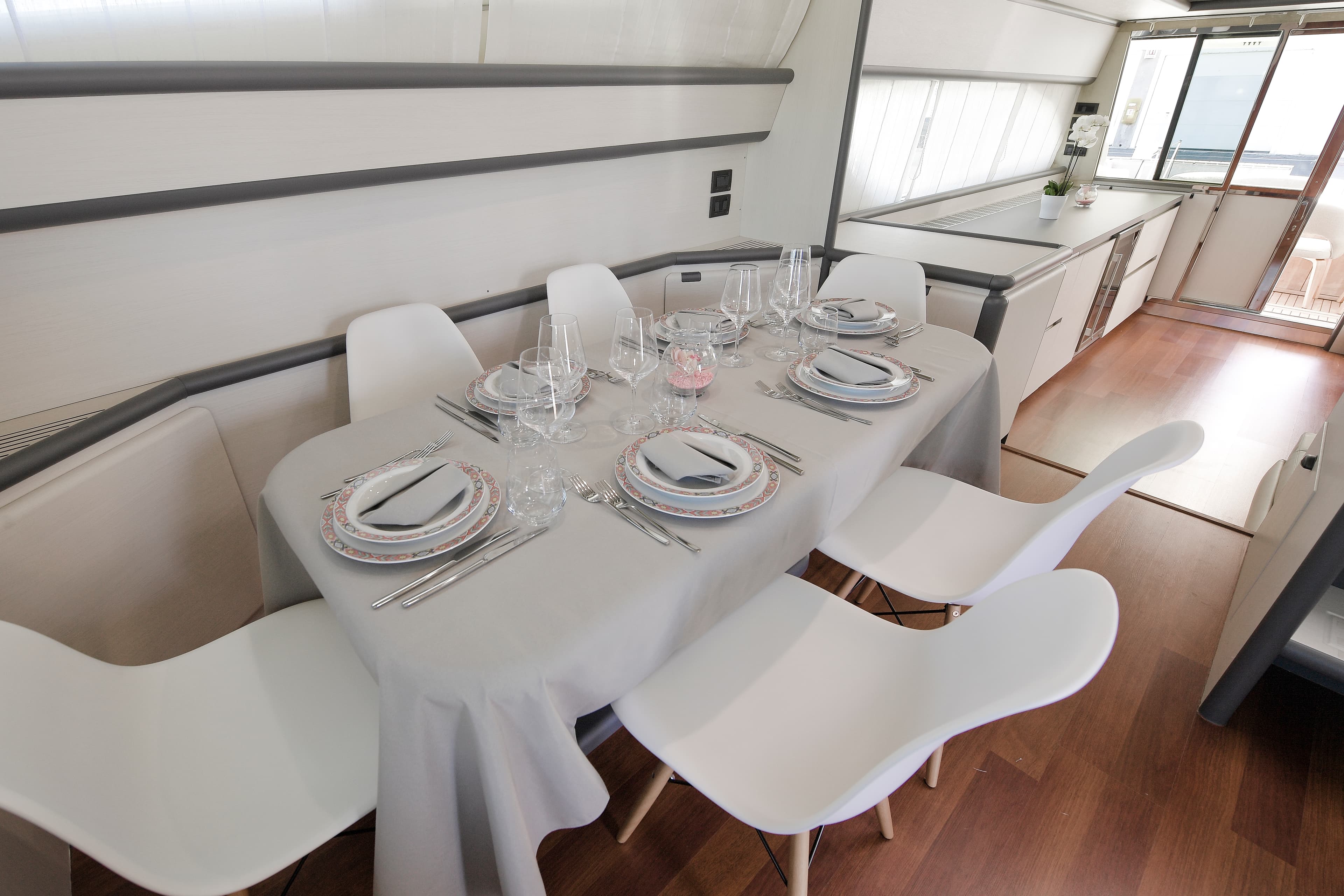 Ferretti 70 - photo 4