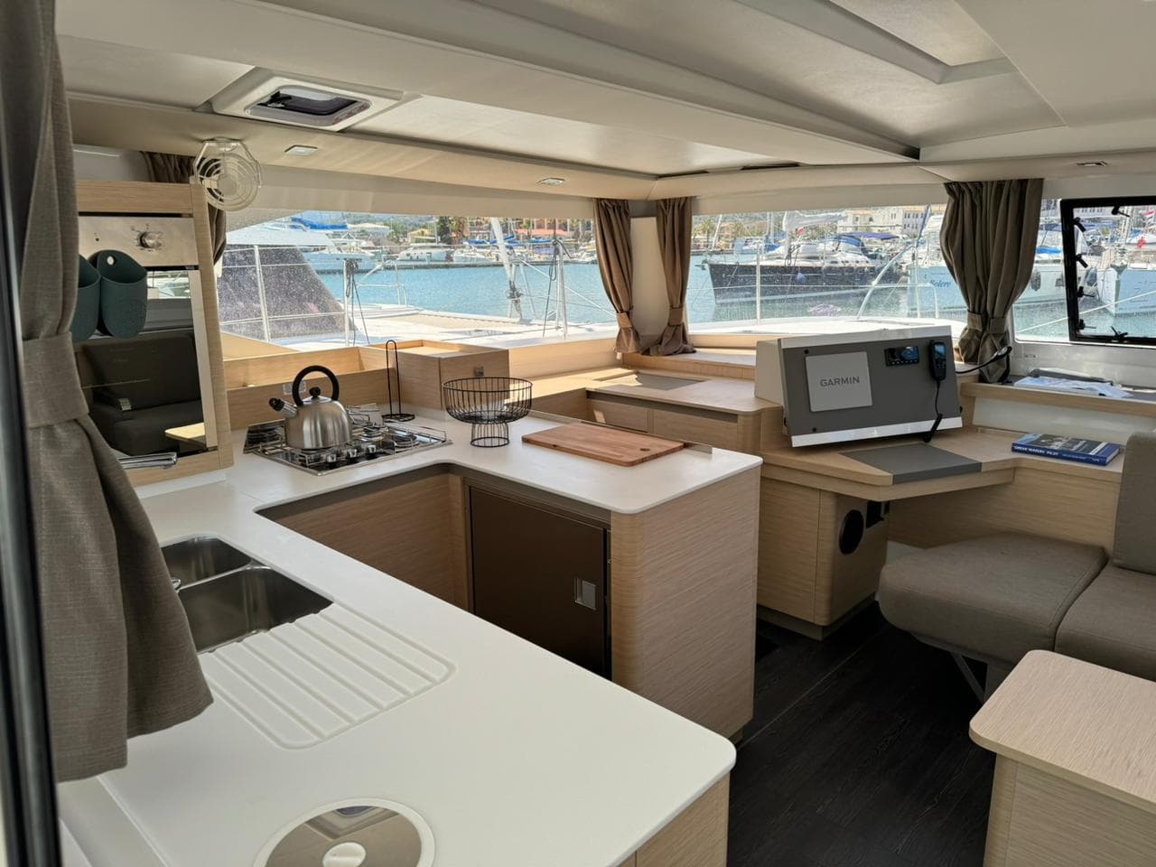 Astréa 42 - photo 6