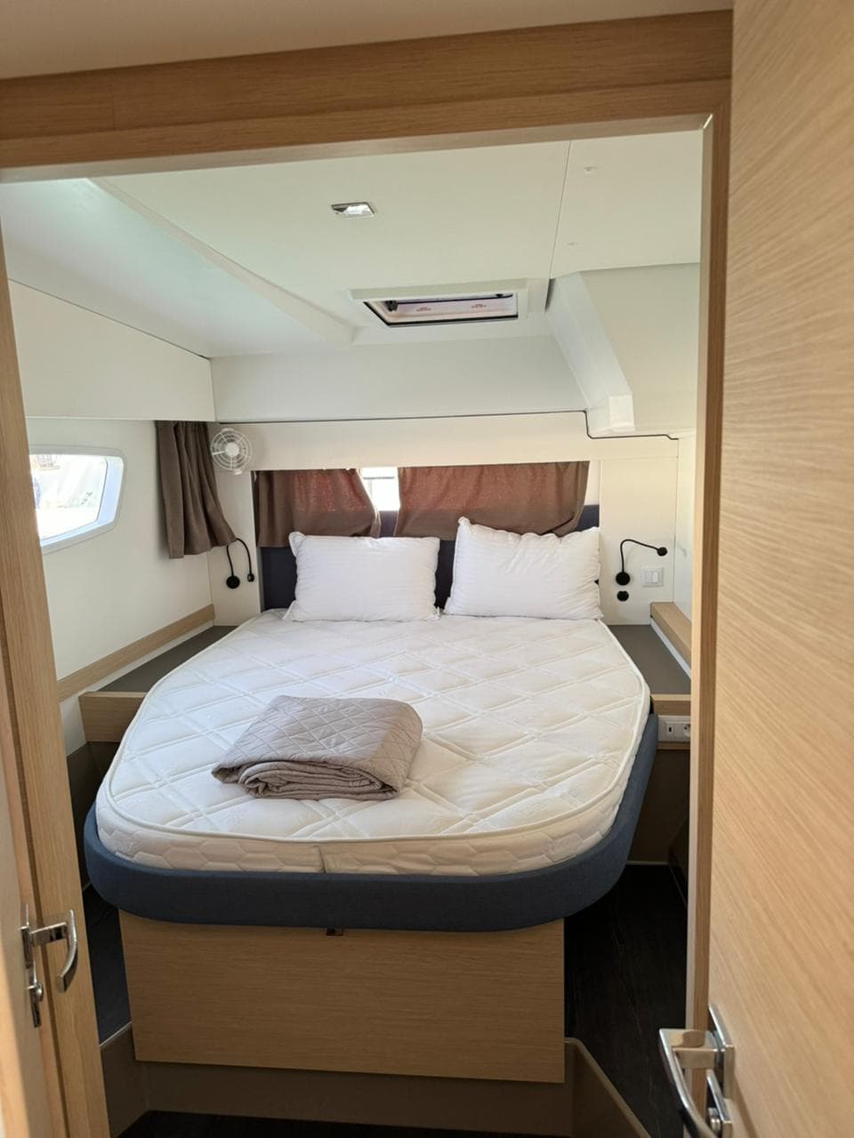 Astréa 42 - photo 12