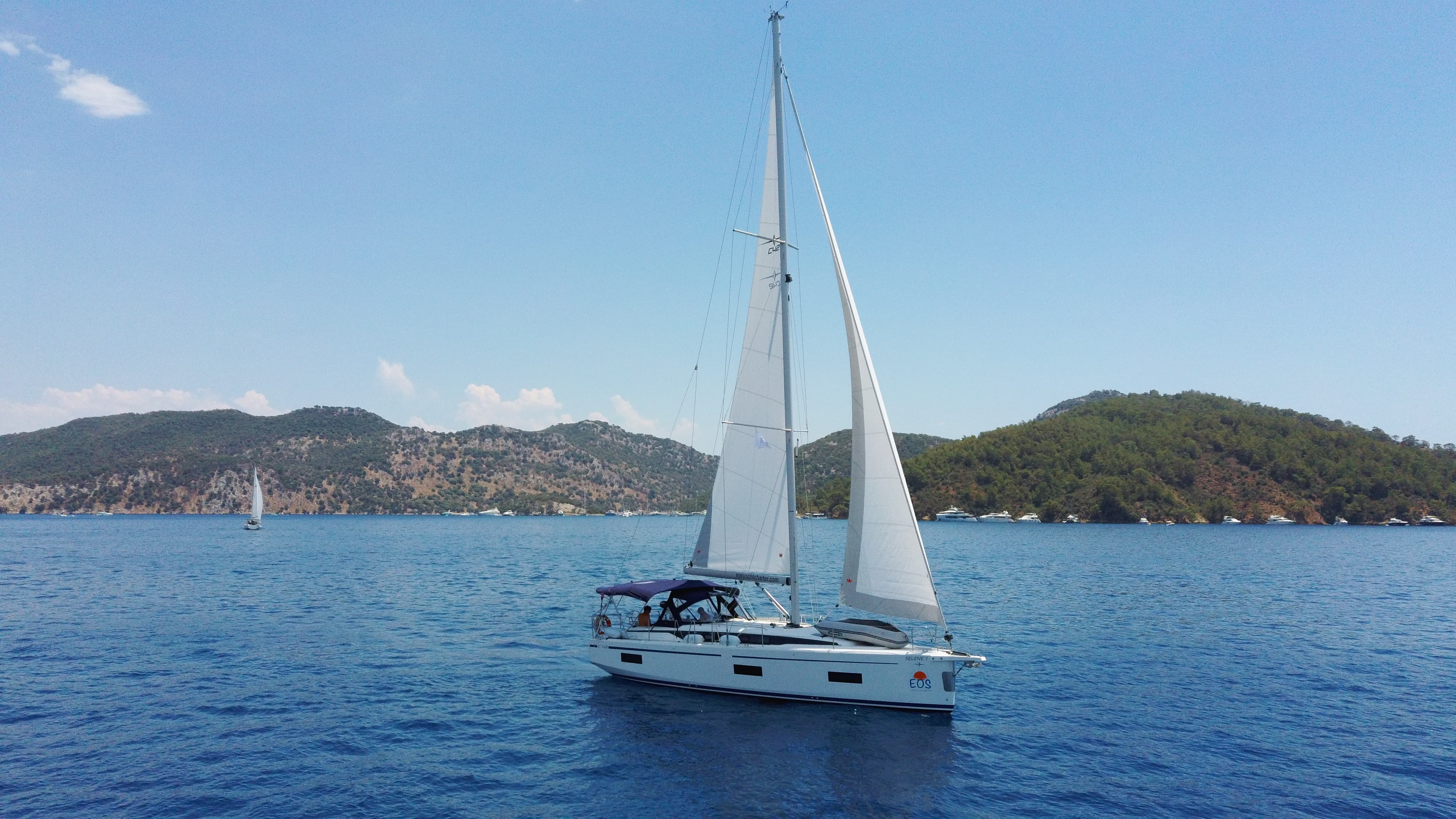 Bavaria C42 - photo 12