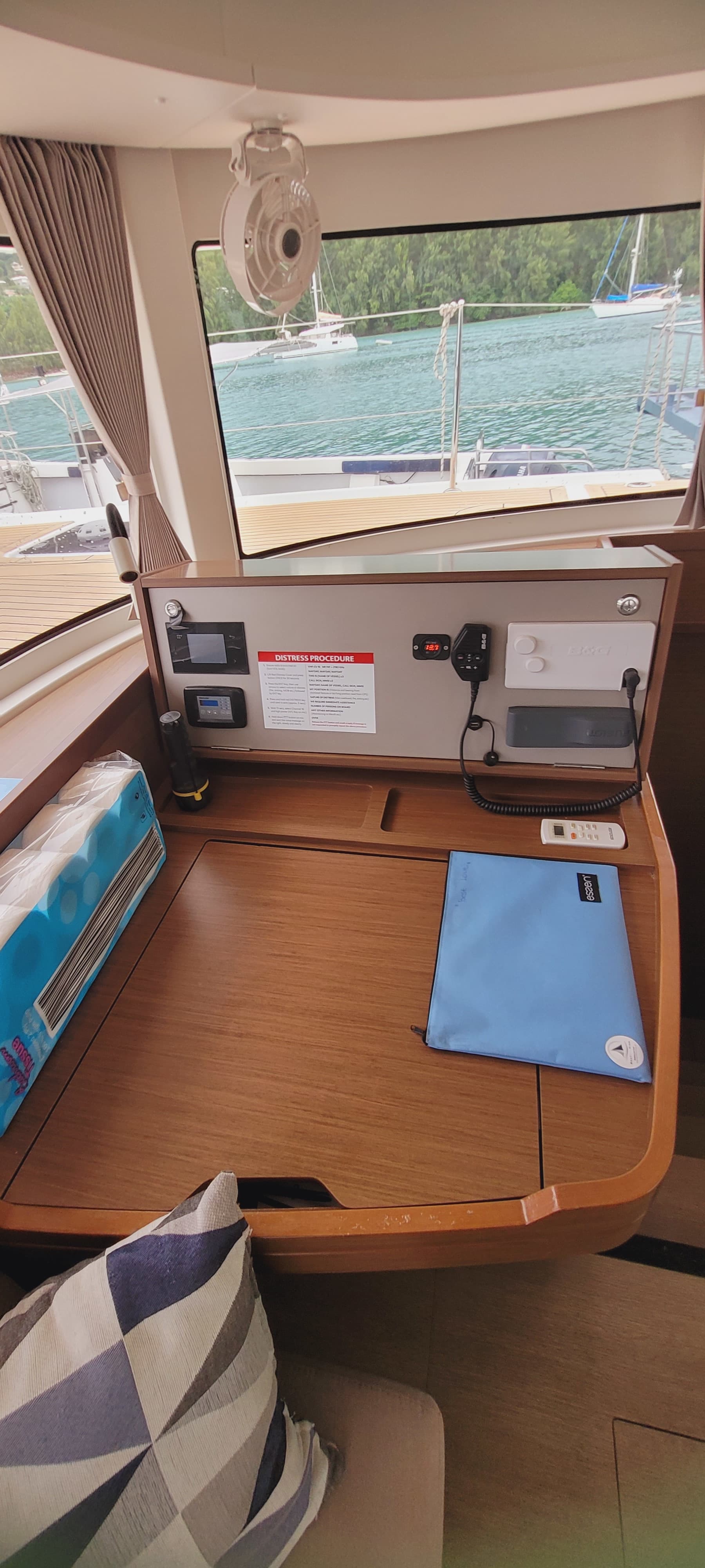 Lagoon 42 - photo 12