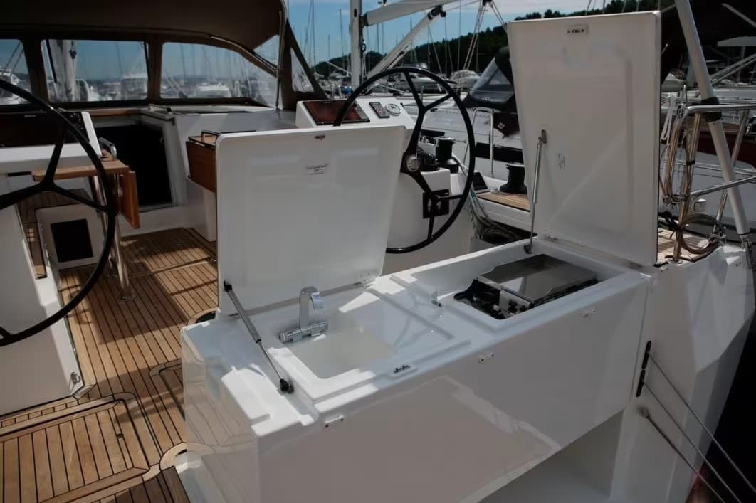 Bavaria C45 - photo 7