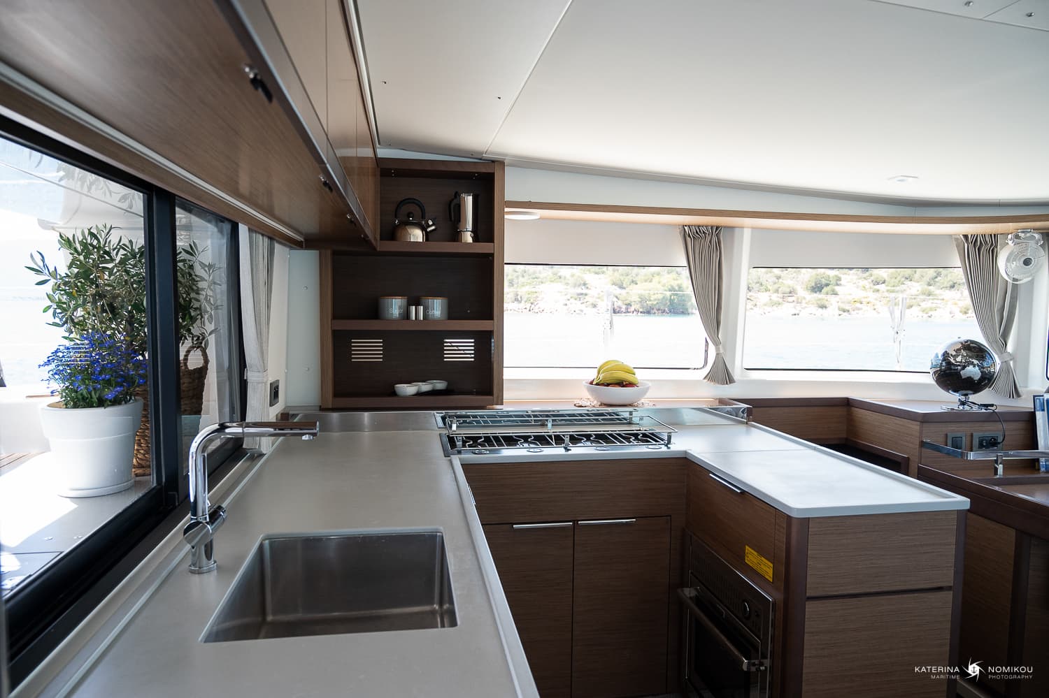 Lagoon 46  - photo 10