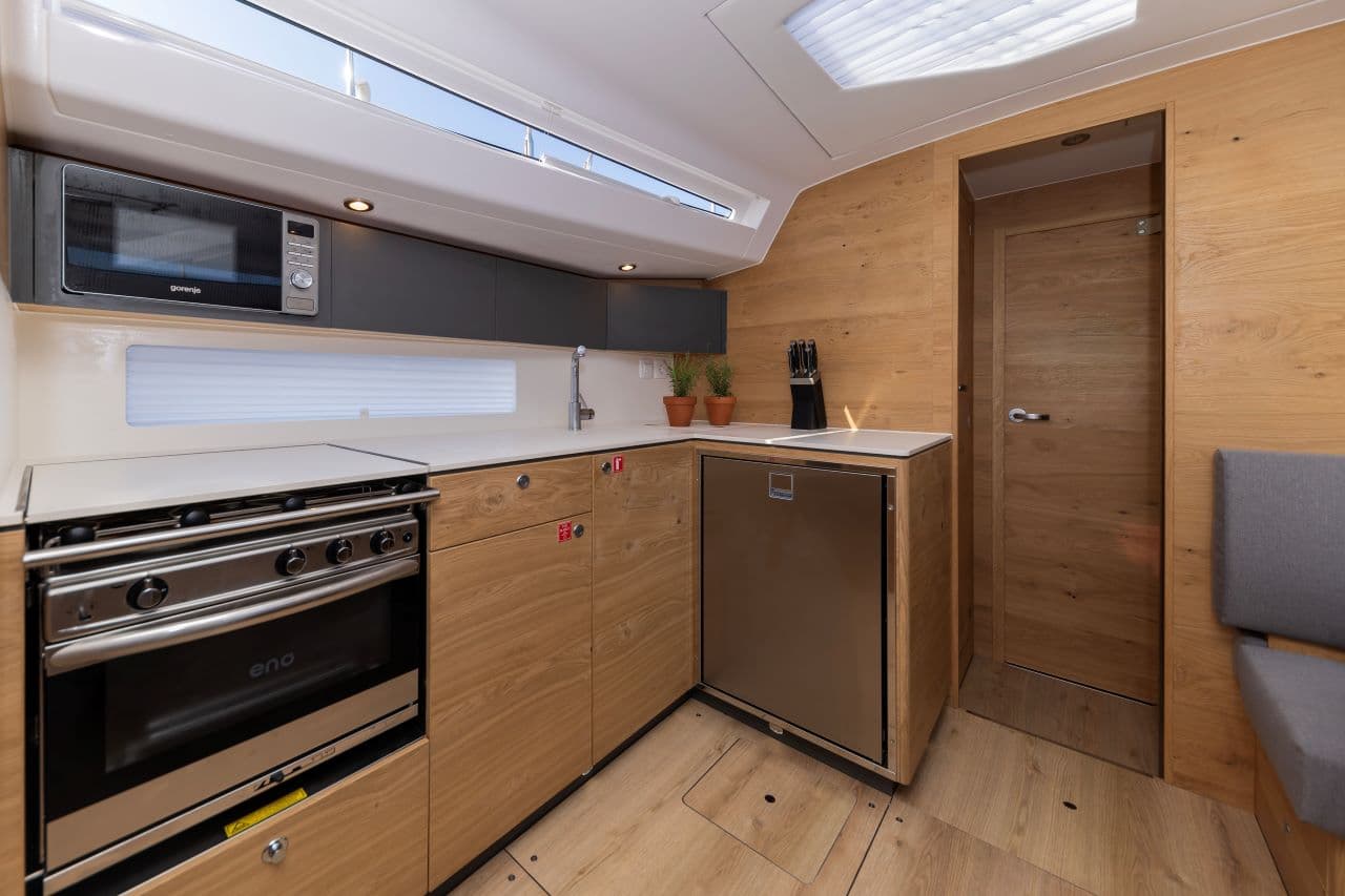 Elan Impression 45 - photo 15