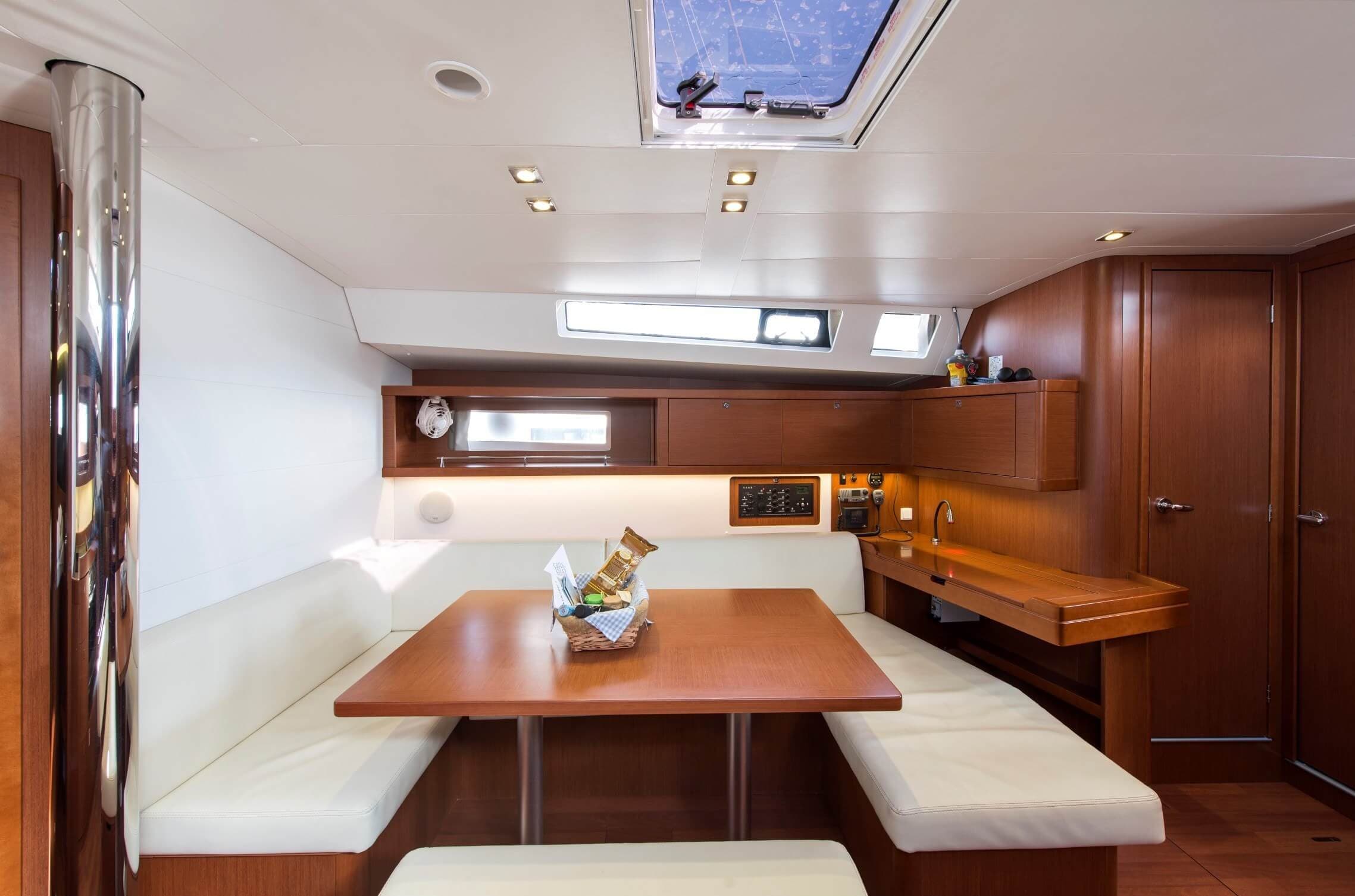 Oceanis 45 - photo 17