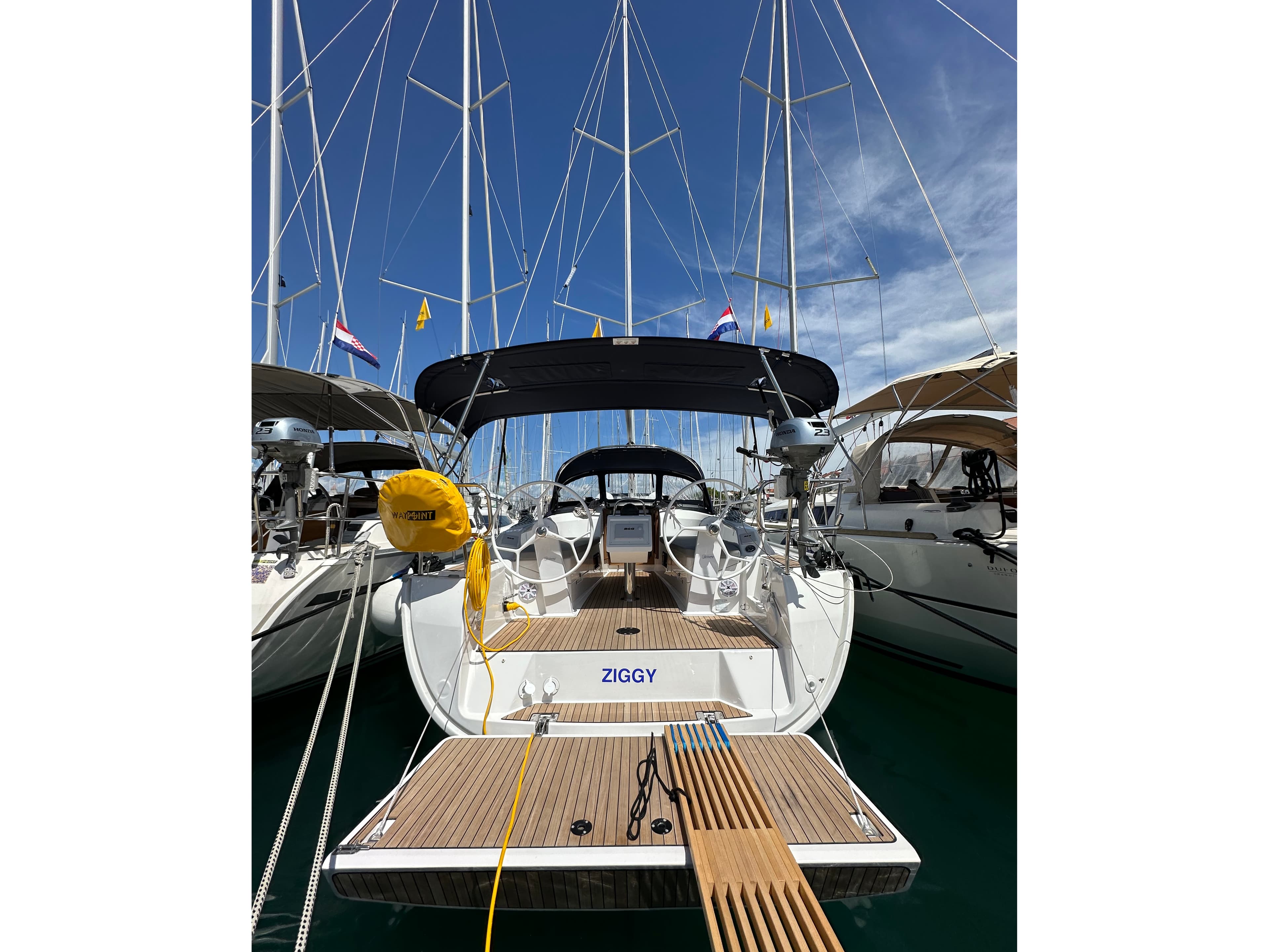 Bavaria Cruiser 34 - photo