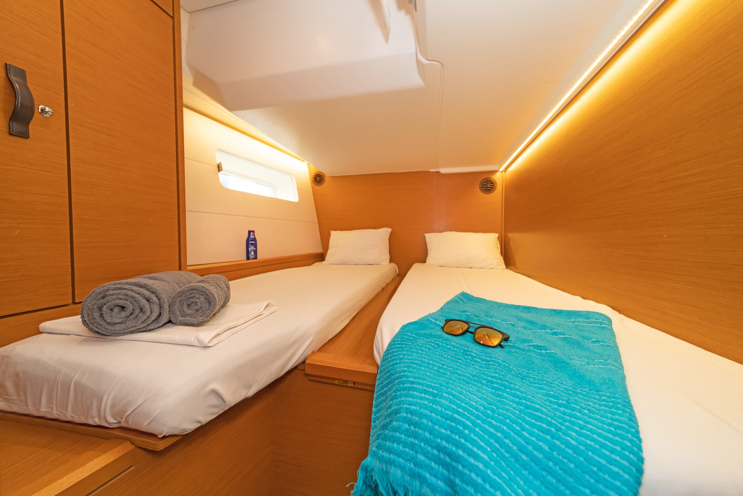 Jeanneau 54 - photo 26