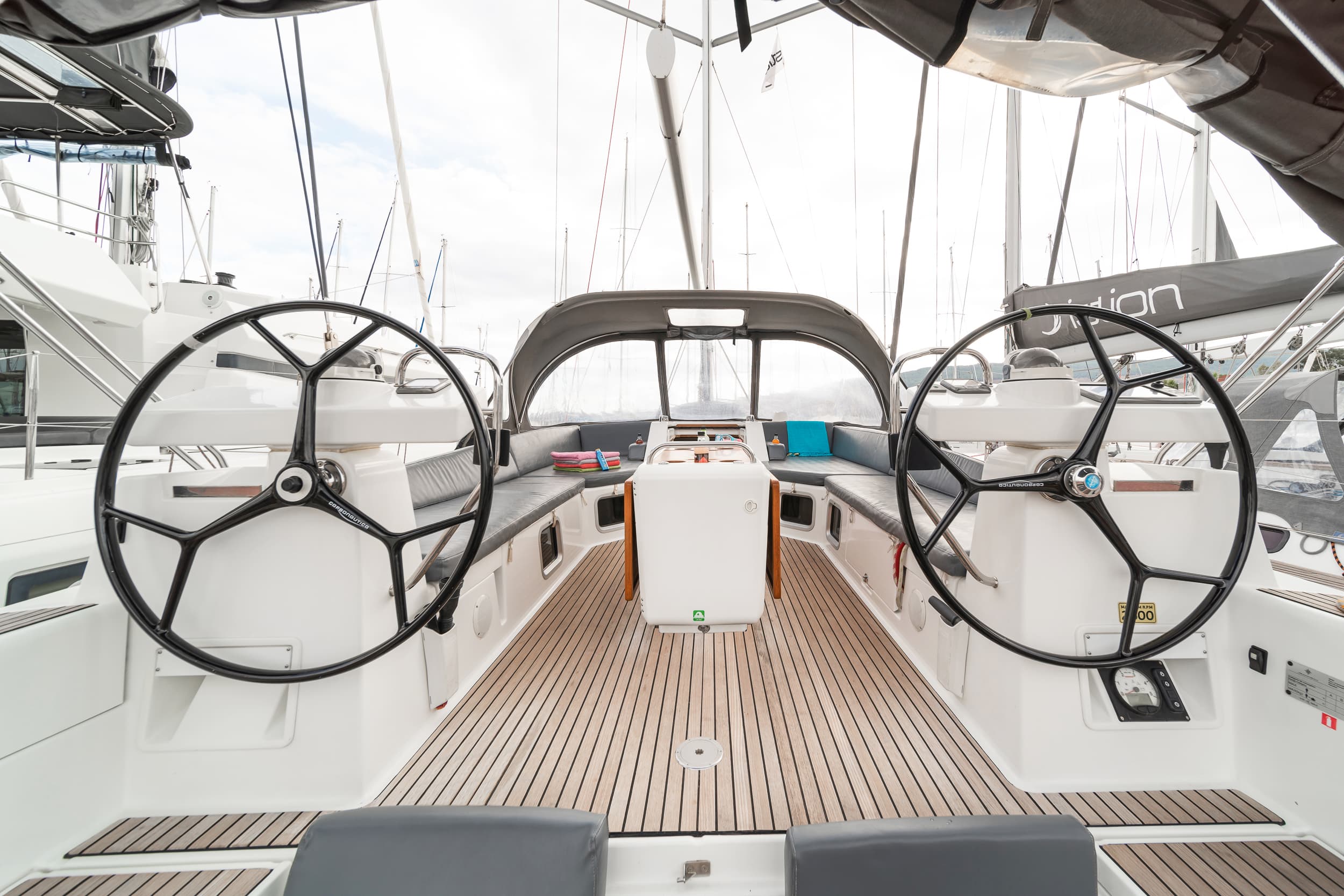 Jeanneau 54 - photo 6