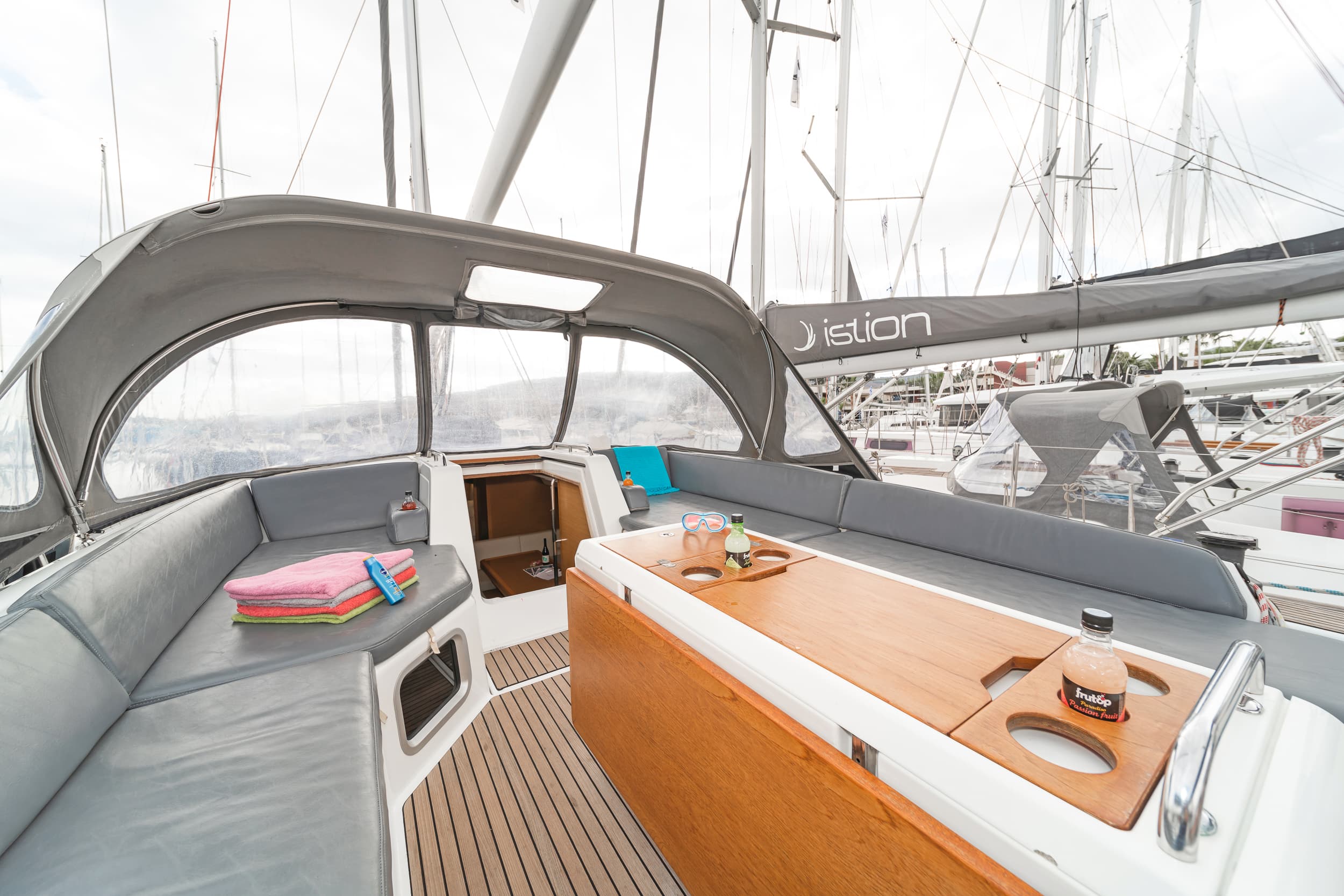 Jeanneau 54 - photo 7