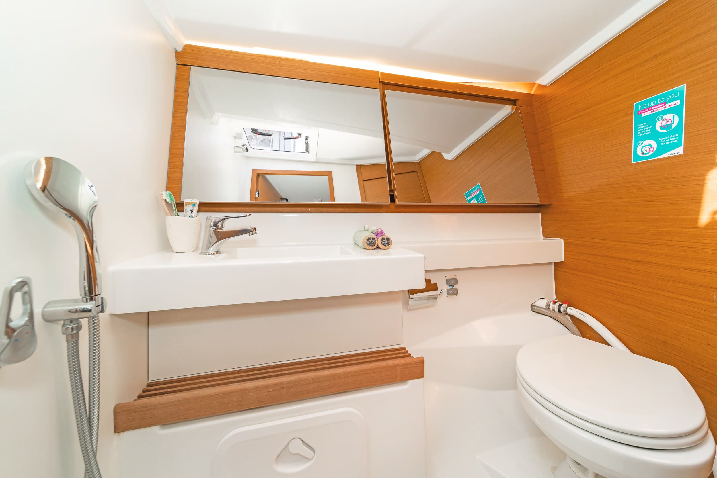 Sun Odyssey 440 - photo 9