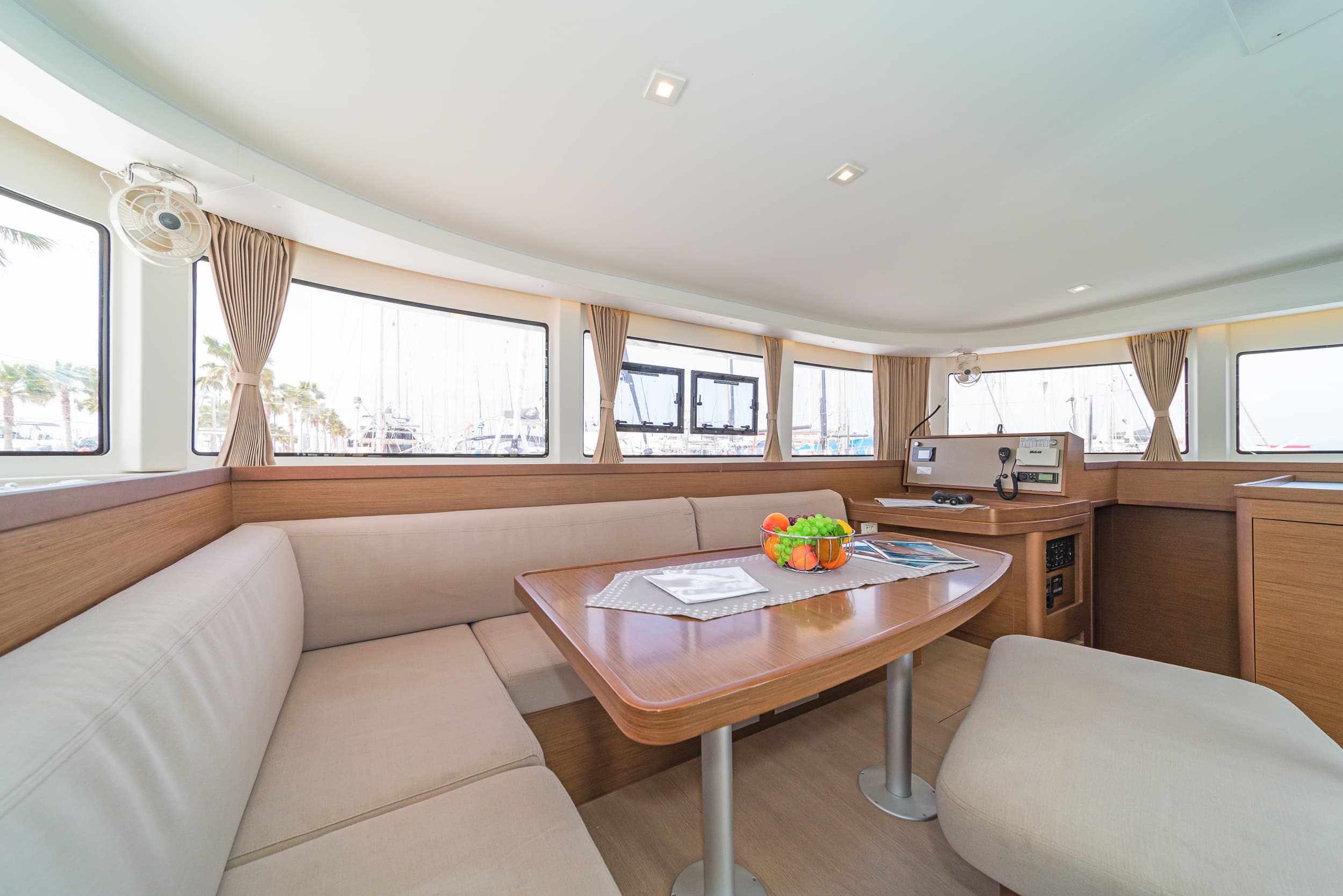 Lagoon 42 - photo 14