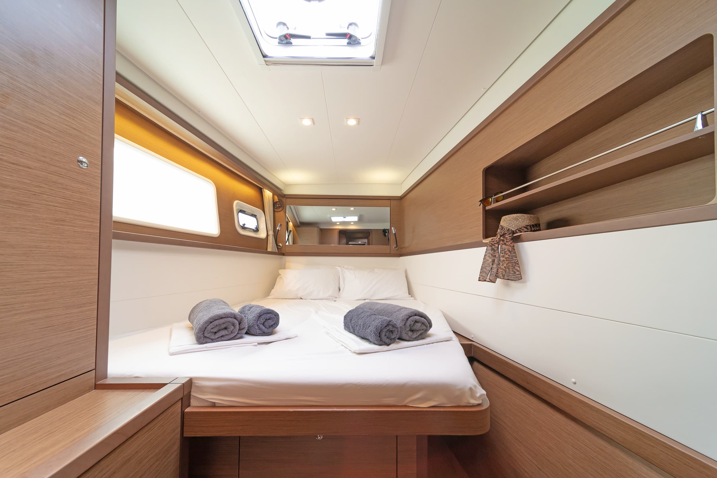 Lagoon 450 Fly - photo 23