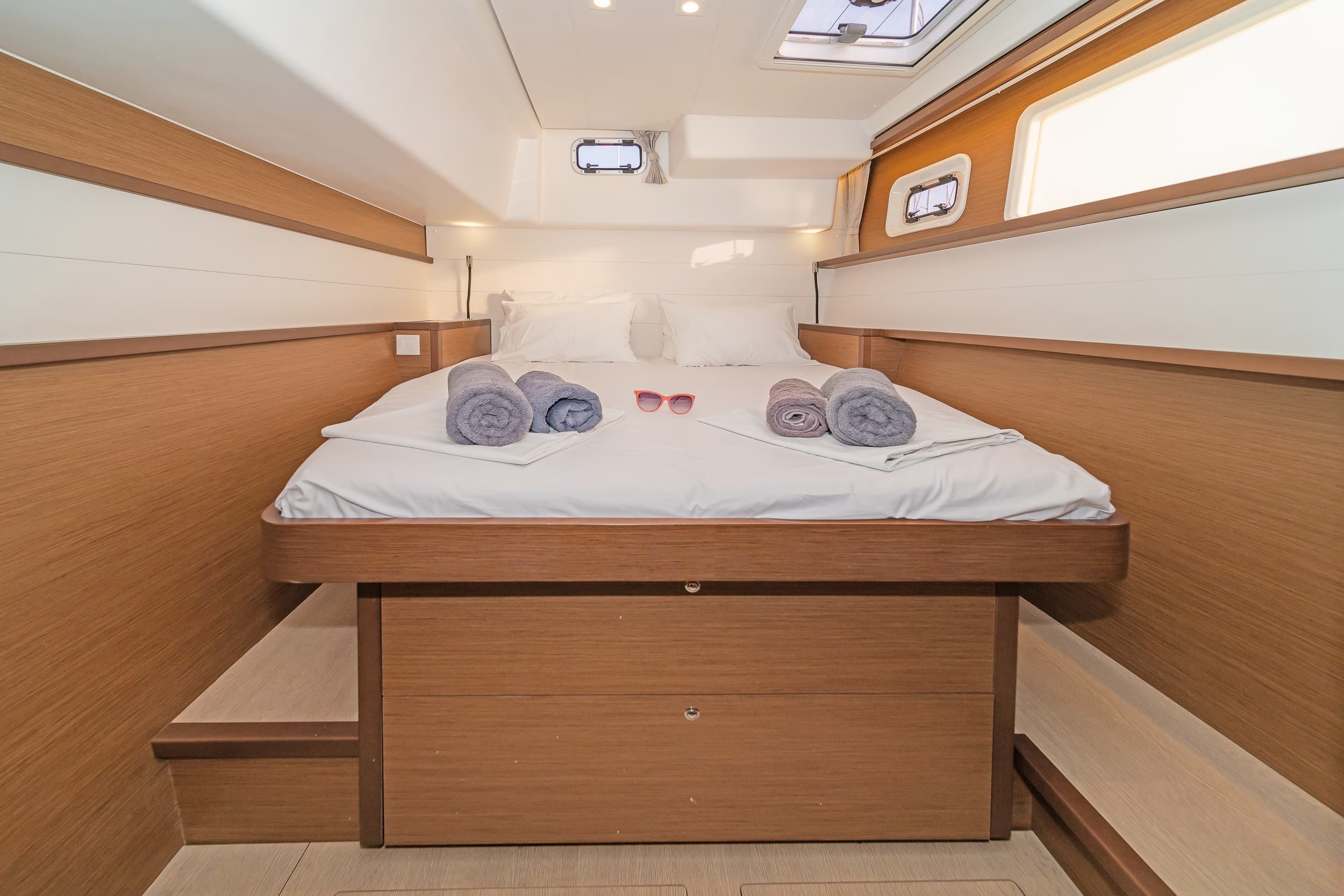 Lagoon 450 Fly - photo 18