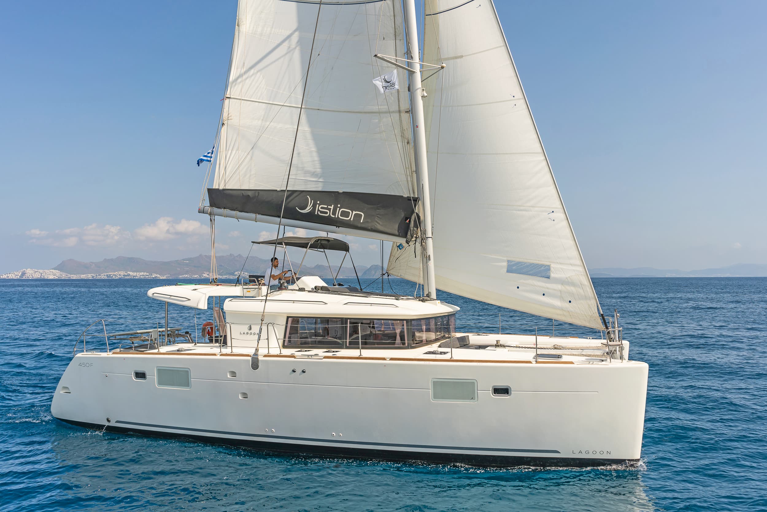 Lagoon 450 Fly - photo 14
