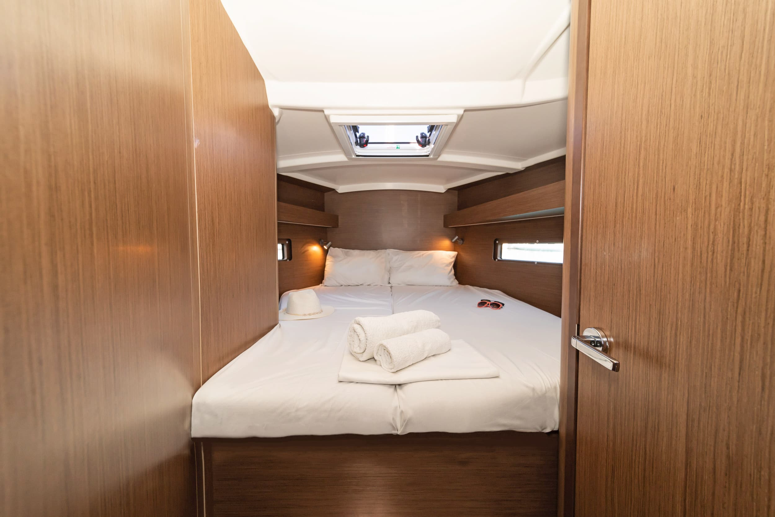 Oceanis 40.1 - photo 11