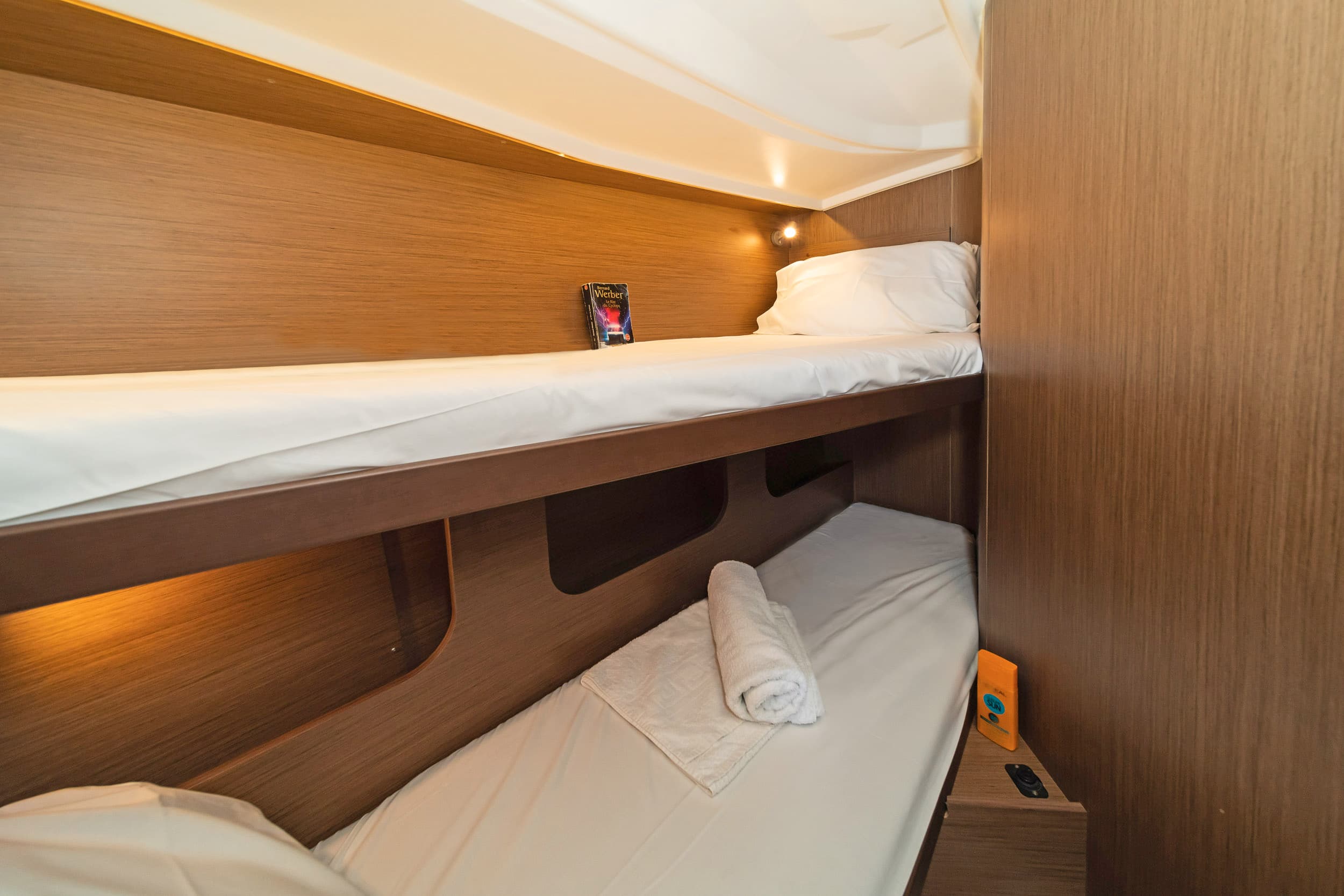 Oceanis 40.1 - photo 16