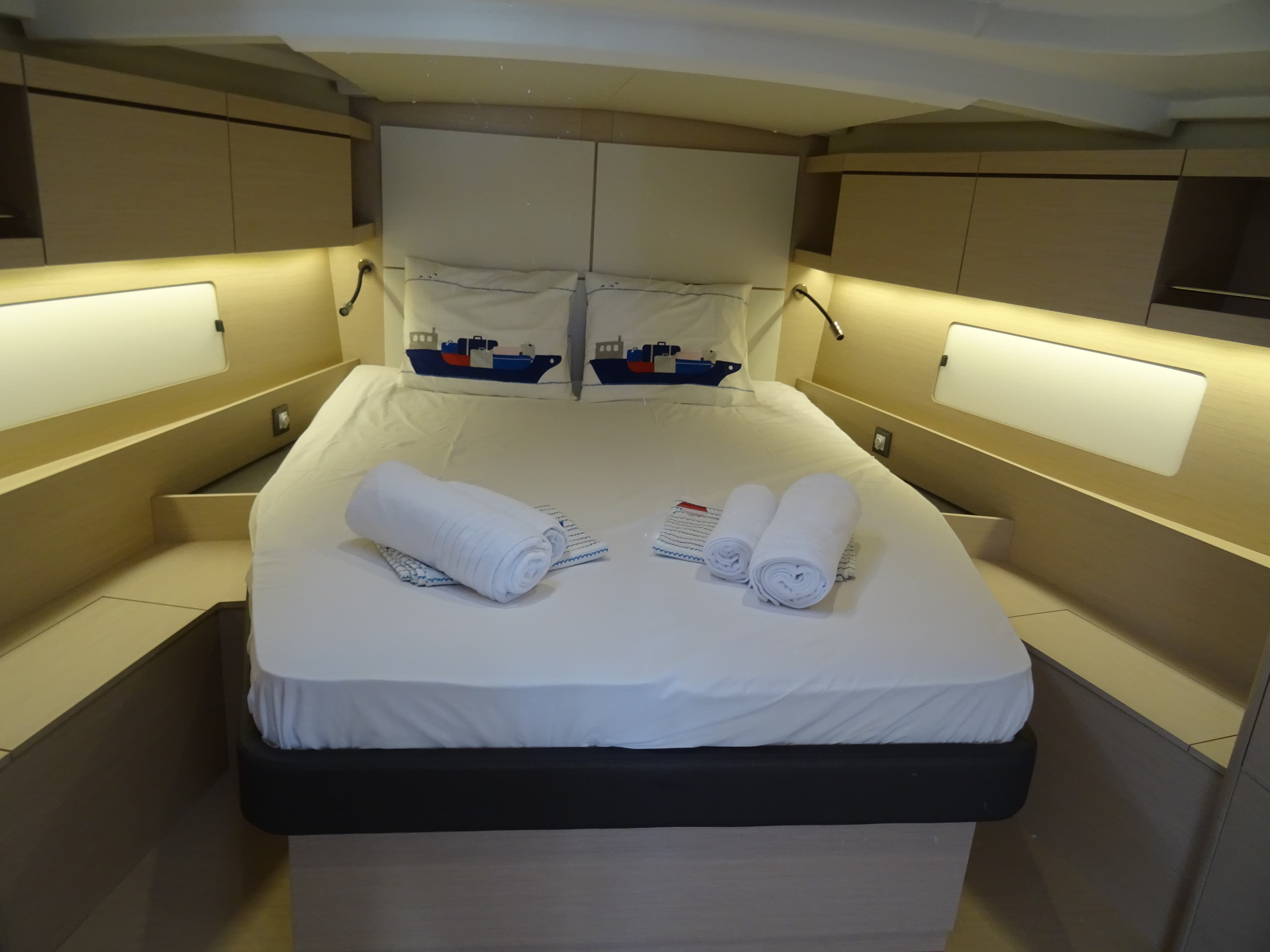 Oceanis 46.1 - photo 11