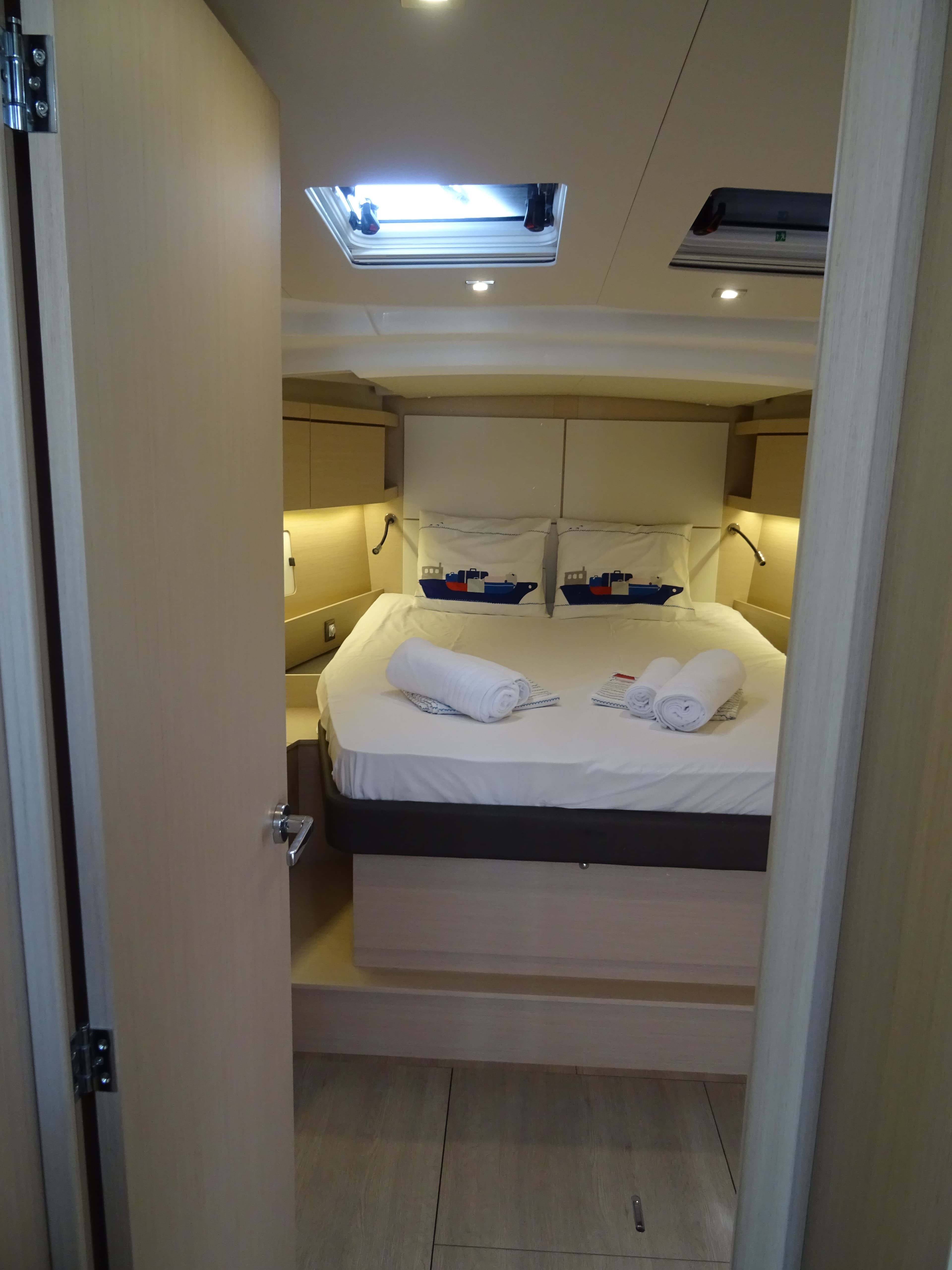 Oceanis 46.1 - photo 12