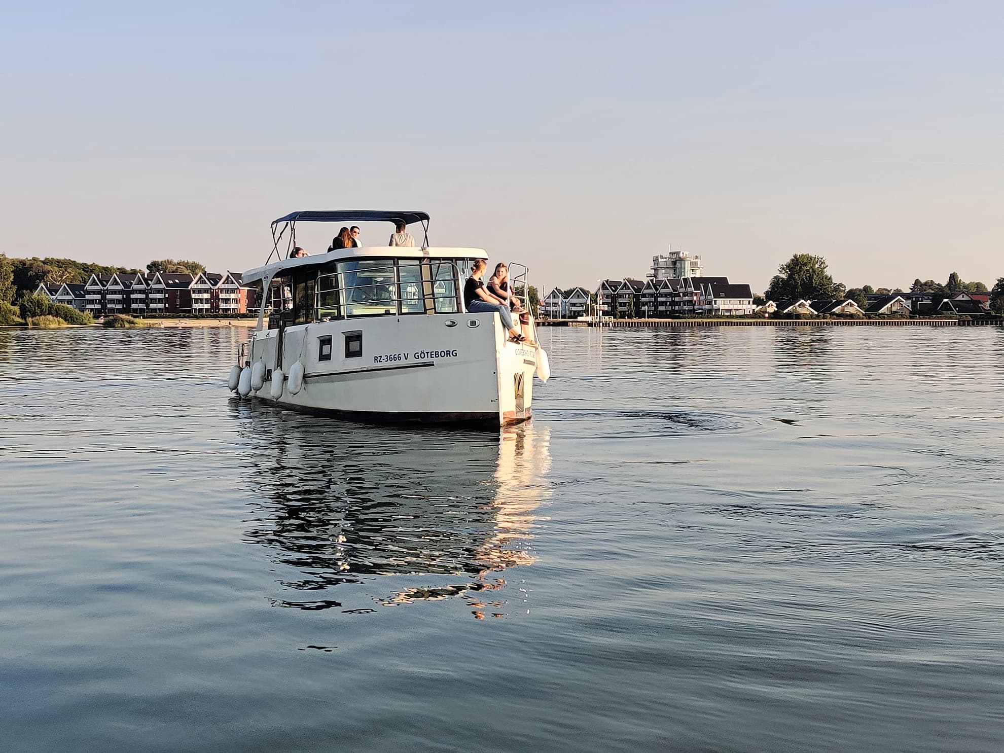 Aquino 1190 - photo 12