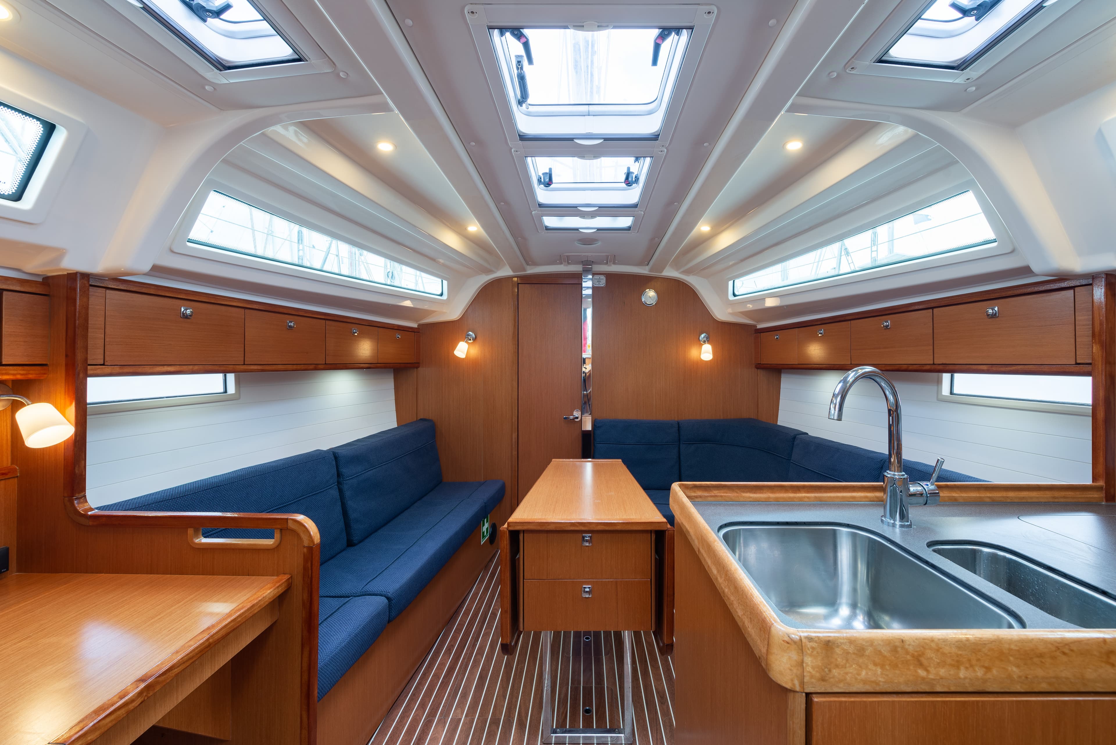 Bavaria 37 - photo 21