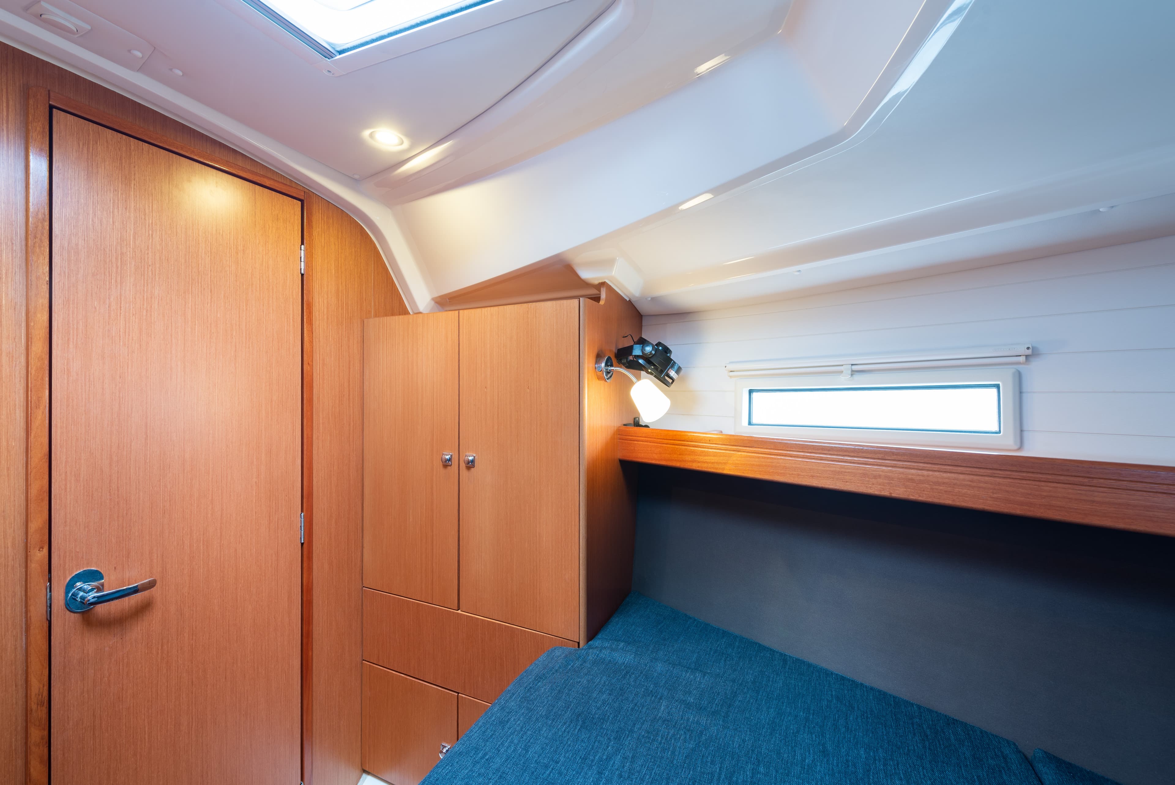 Bavaria 37 - photo 11