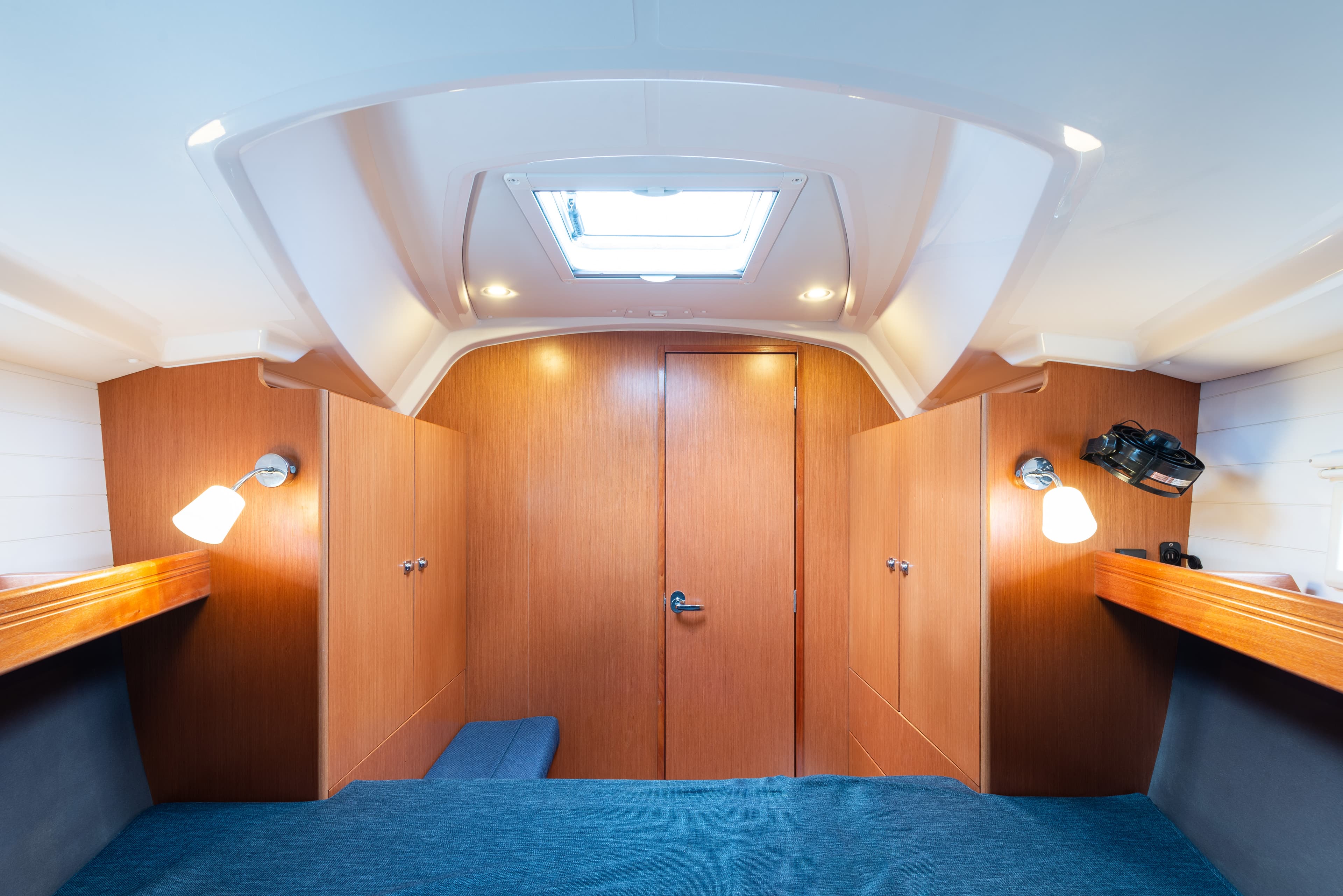 Bavaria 37 - photo 10