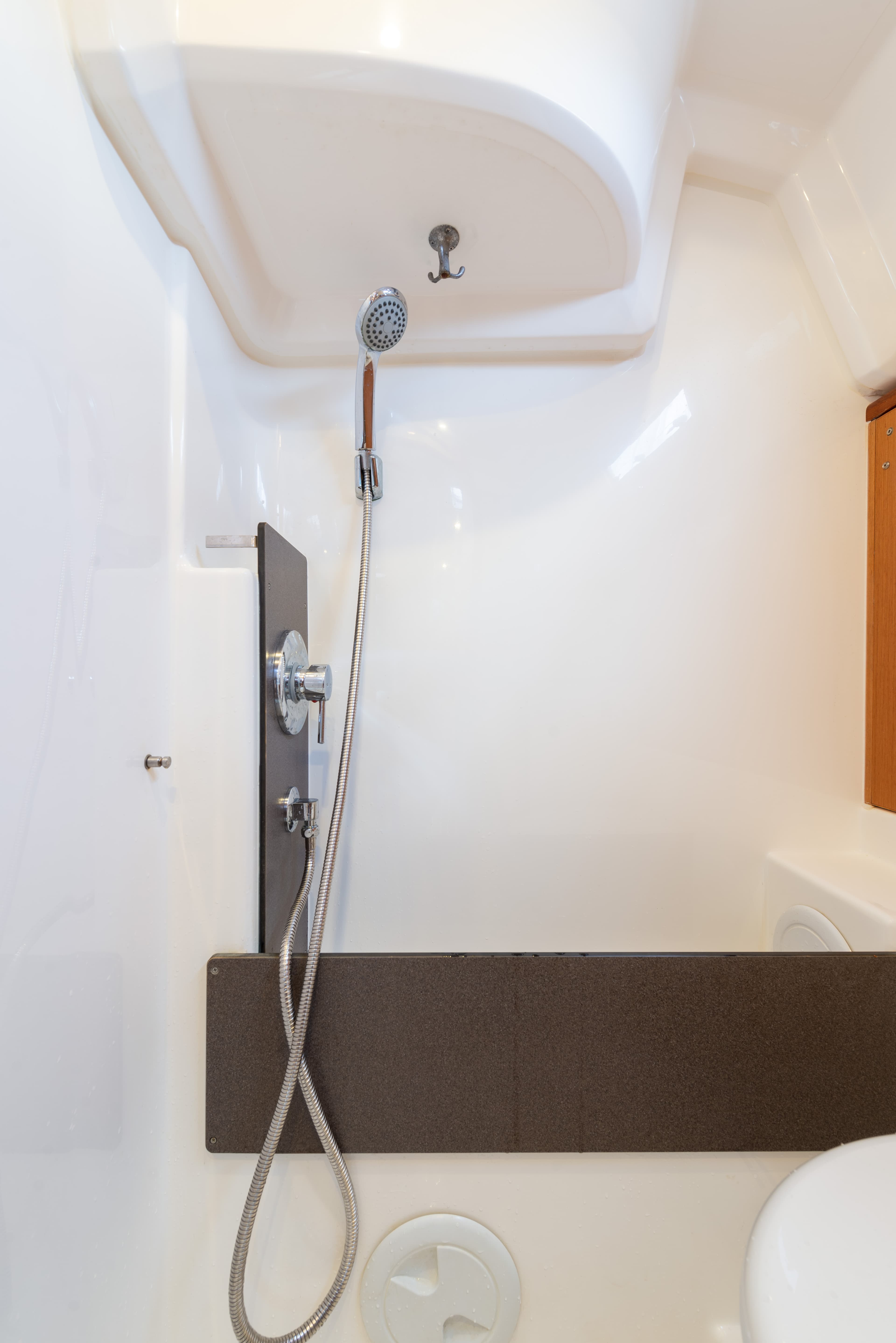 Bavaria 37 - photo 27