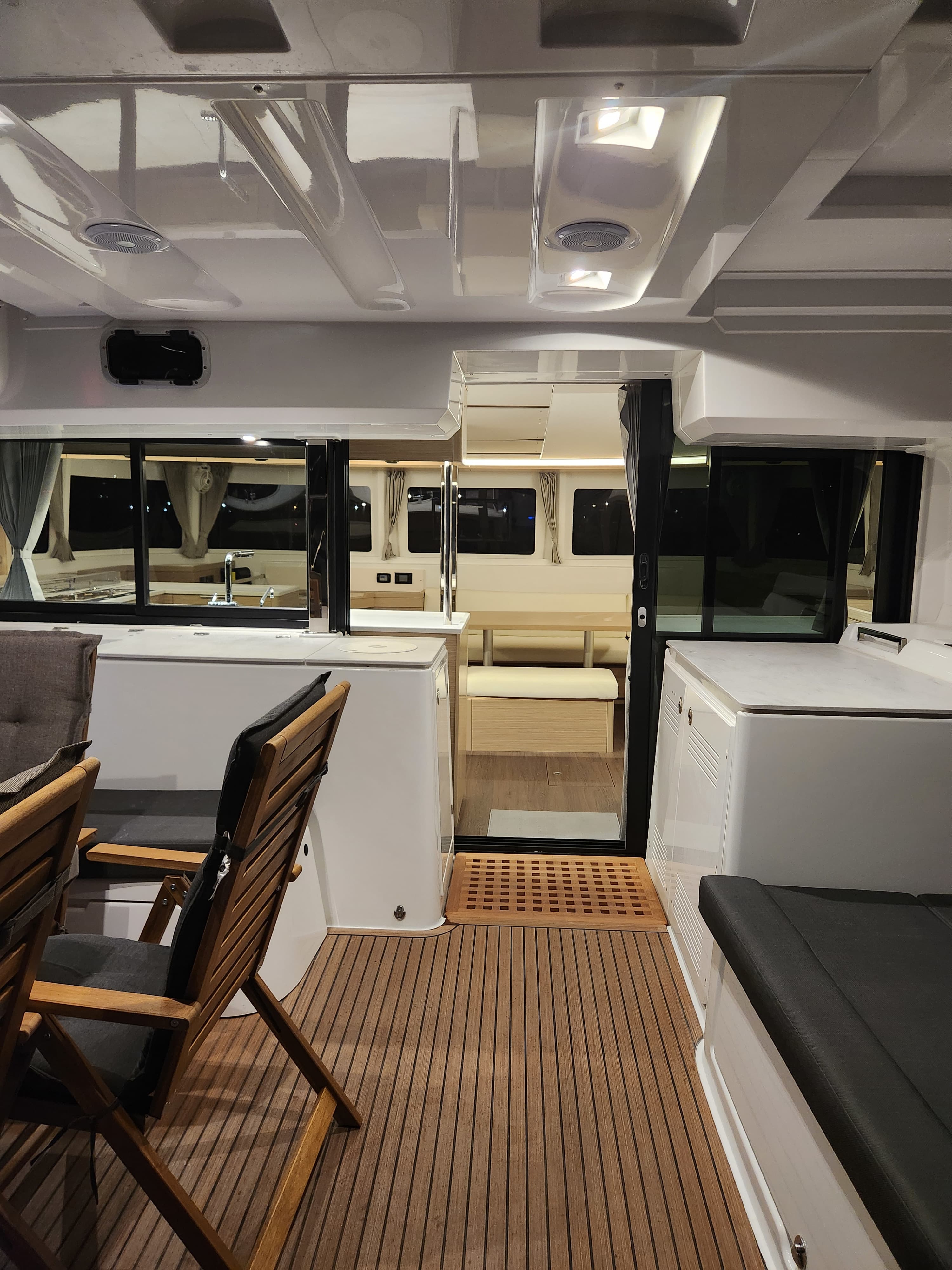 Lagoon 46  - photo 32