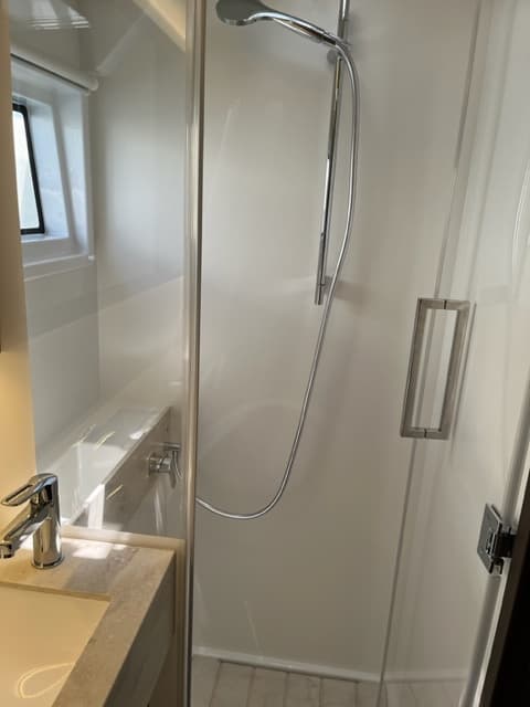 Lagoon 50 - photo 17