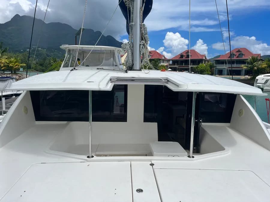 Leopard 48 - photo 7