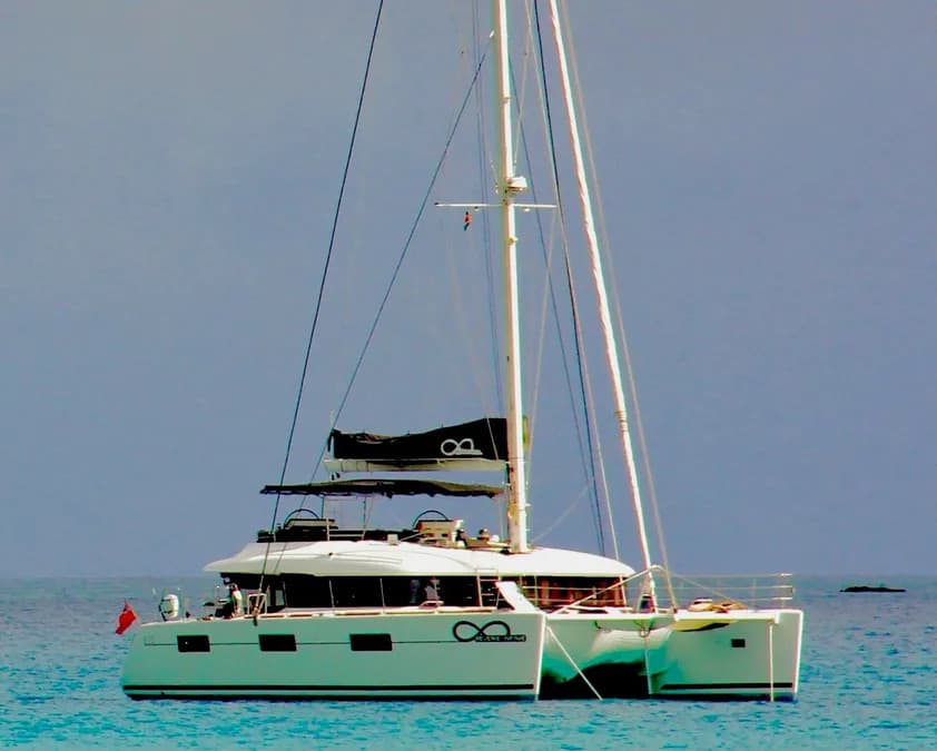 Lagoon 620 - photo 5