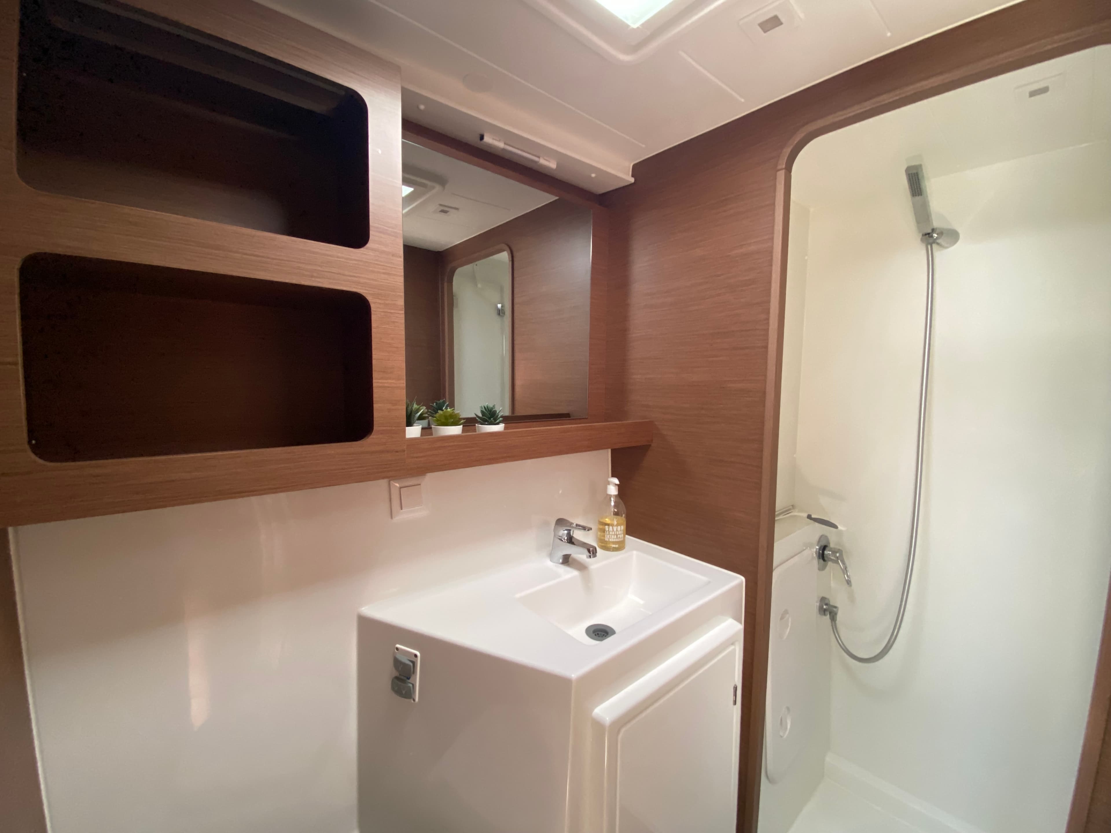 Lagoon 42 - photo 22