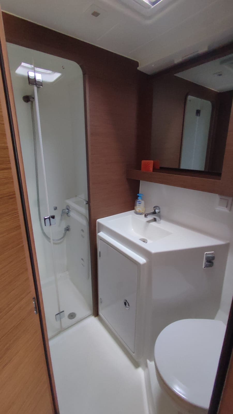 Lagoon 42 - photo 15