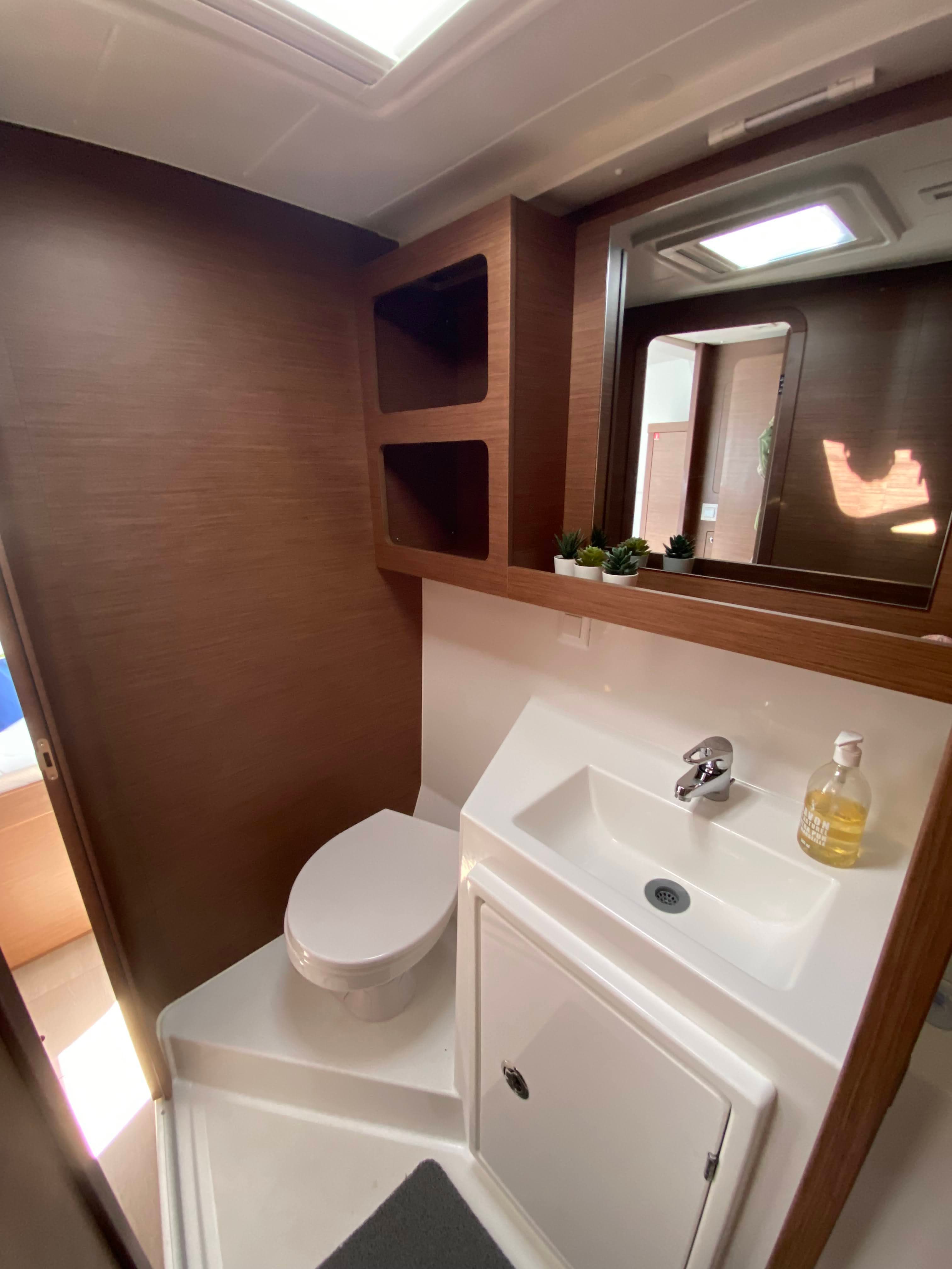 Lagoon 42 - photo 26