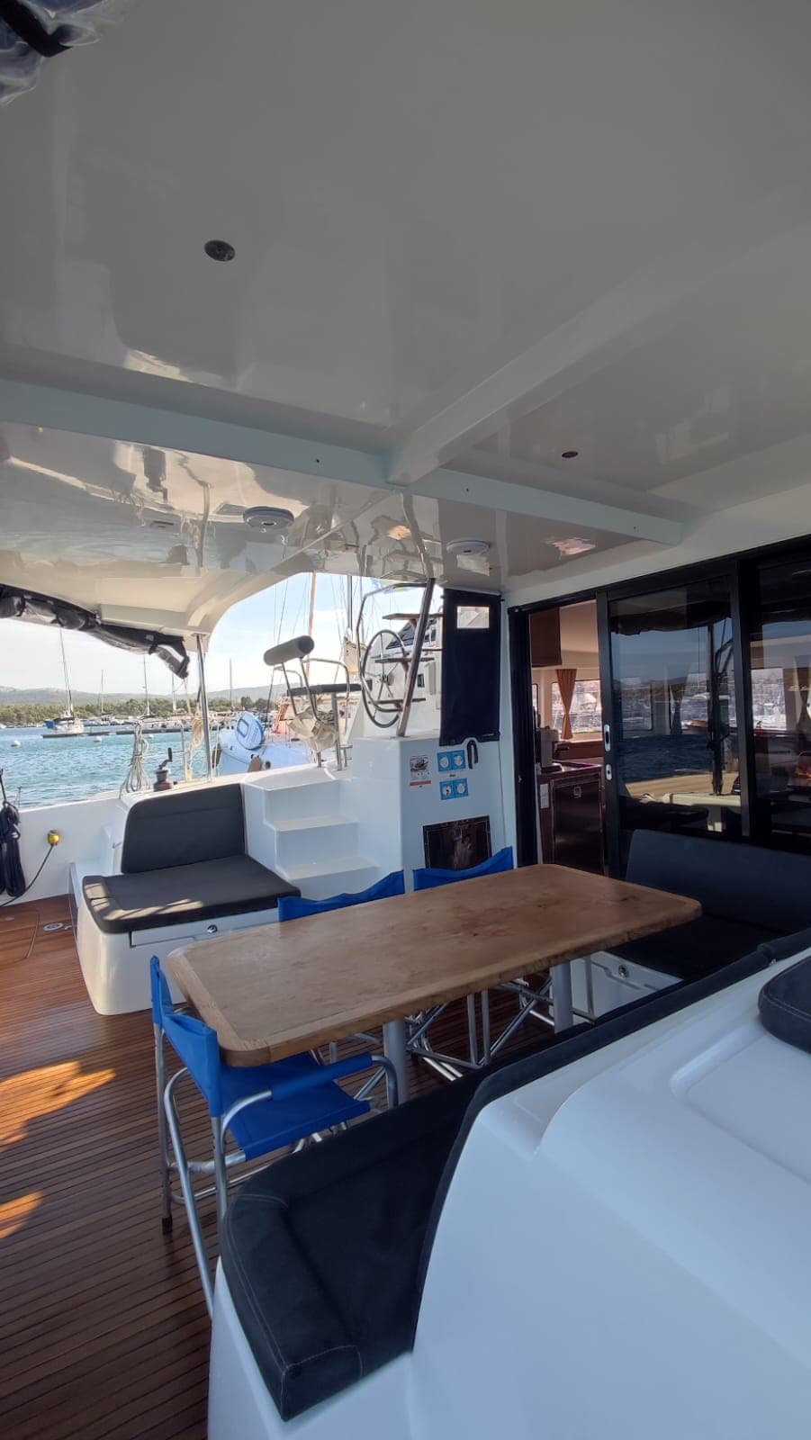 Lagoon 42 - photo 10